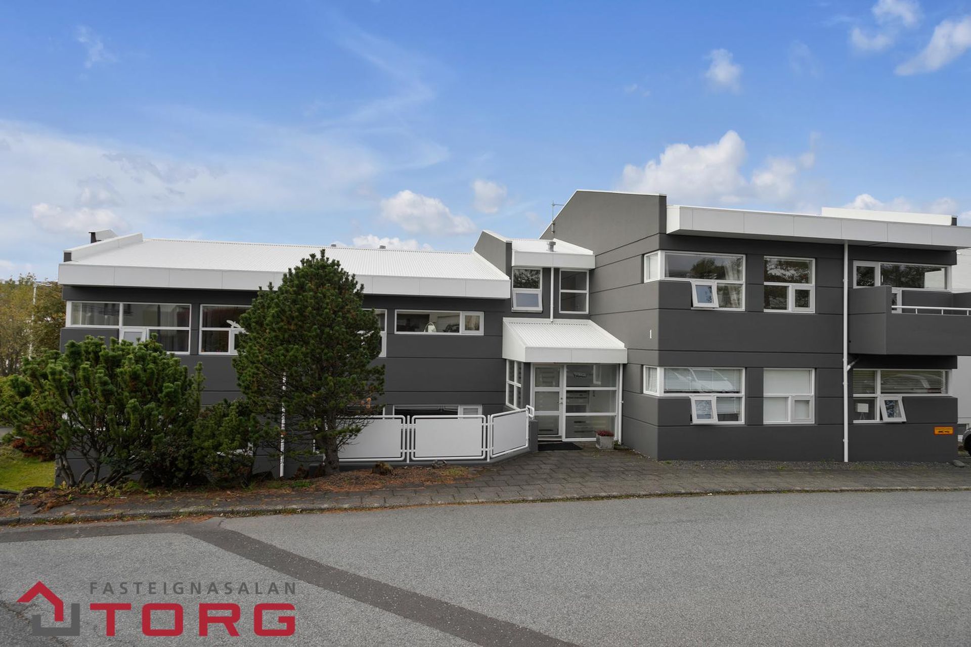 Traðarberg 1, 221 Hafnarfjörður