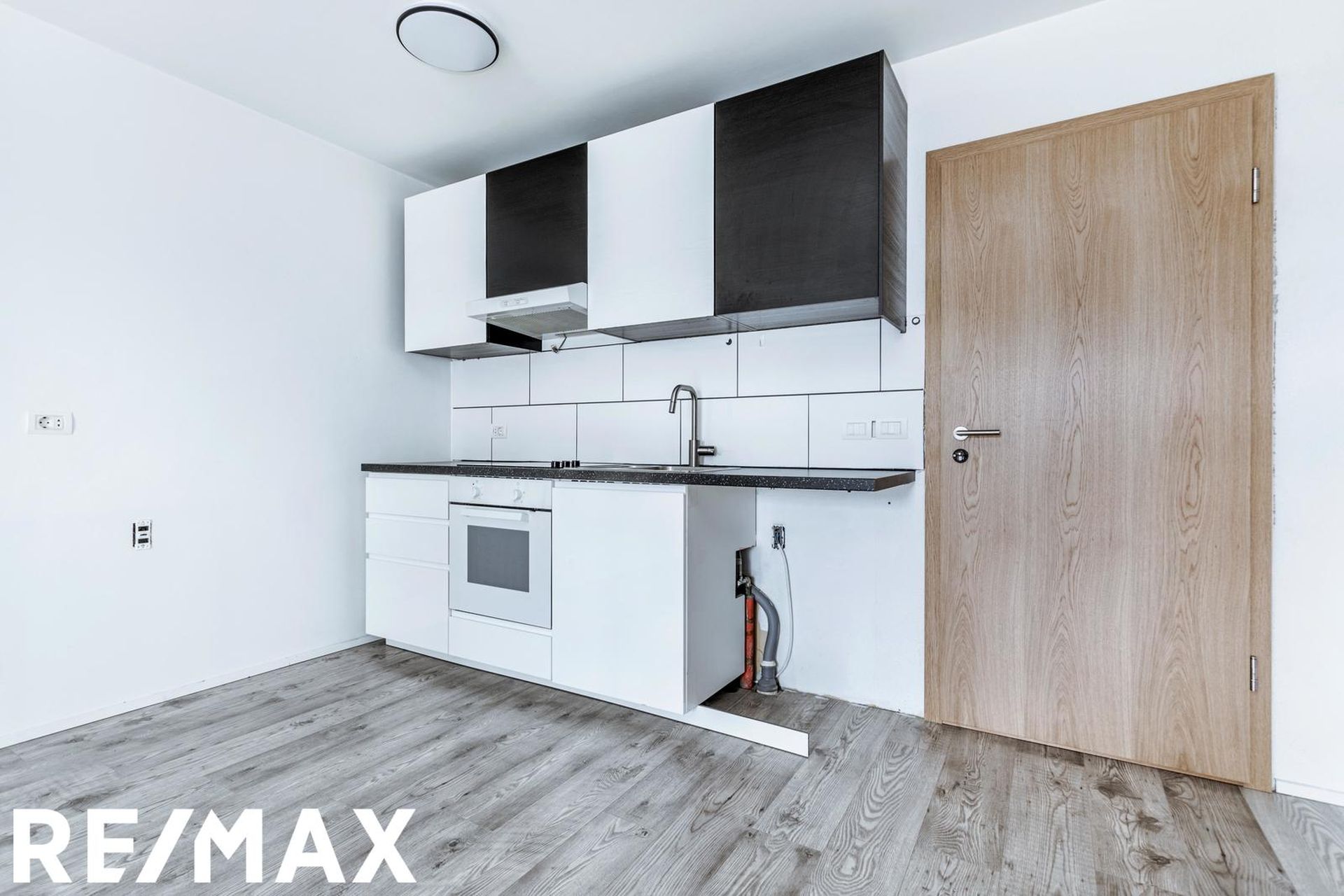 Hrafnhólar 6 6-8 - 0101, 111 Reykjavík