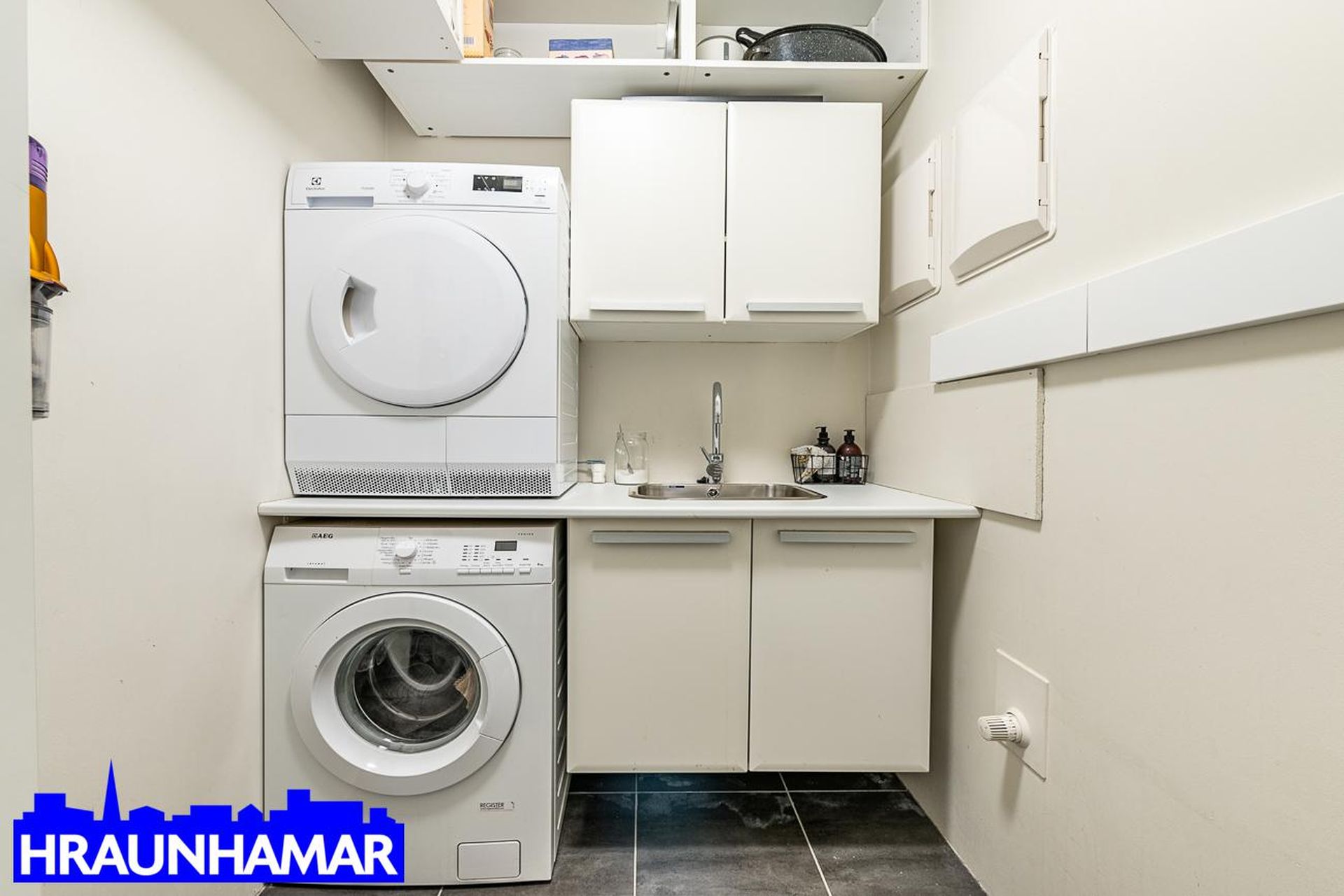 Lækjargata 28, 220 Hafnarfjörður