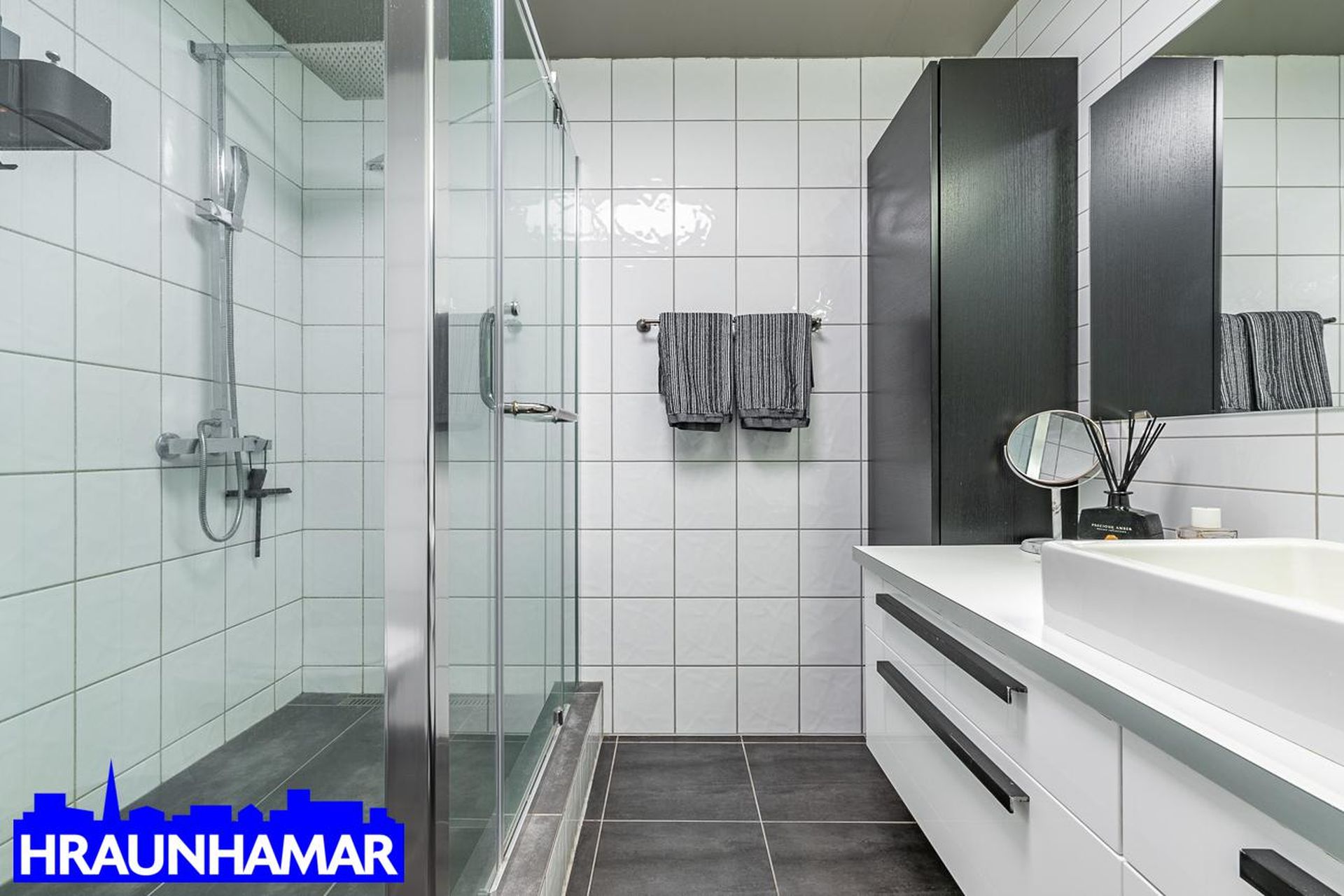 Lækjargata 28, 220 Hafnarfjörður