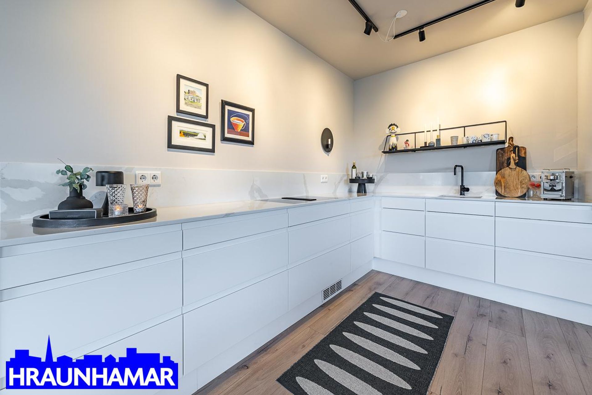 Lækjargata 28, 220 Hafnarfjörður