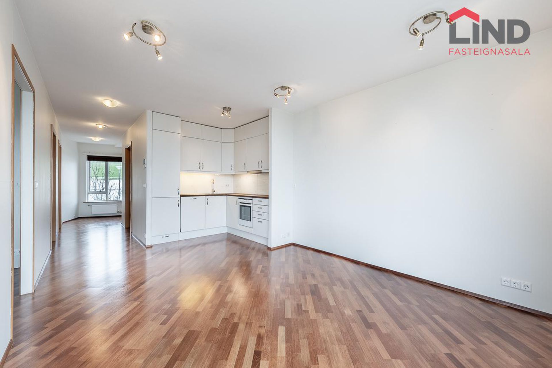 Sléttuvegur 17, 103 Reykjavík