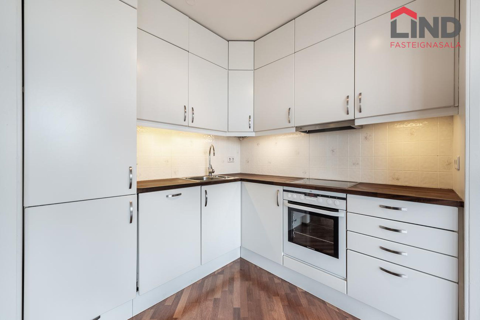 Sléttuvegur 17, 103 Reykjavík