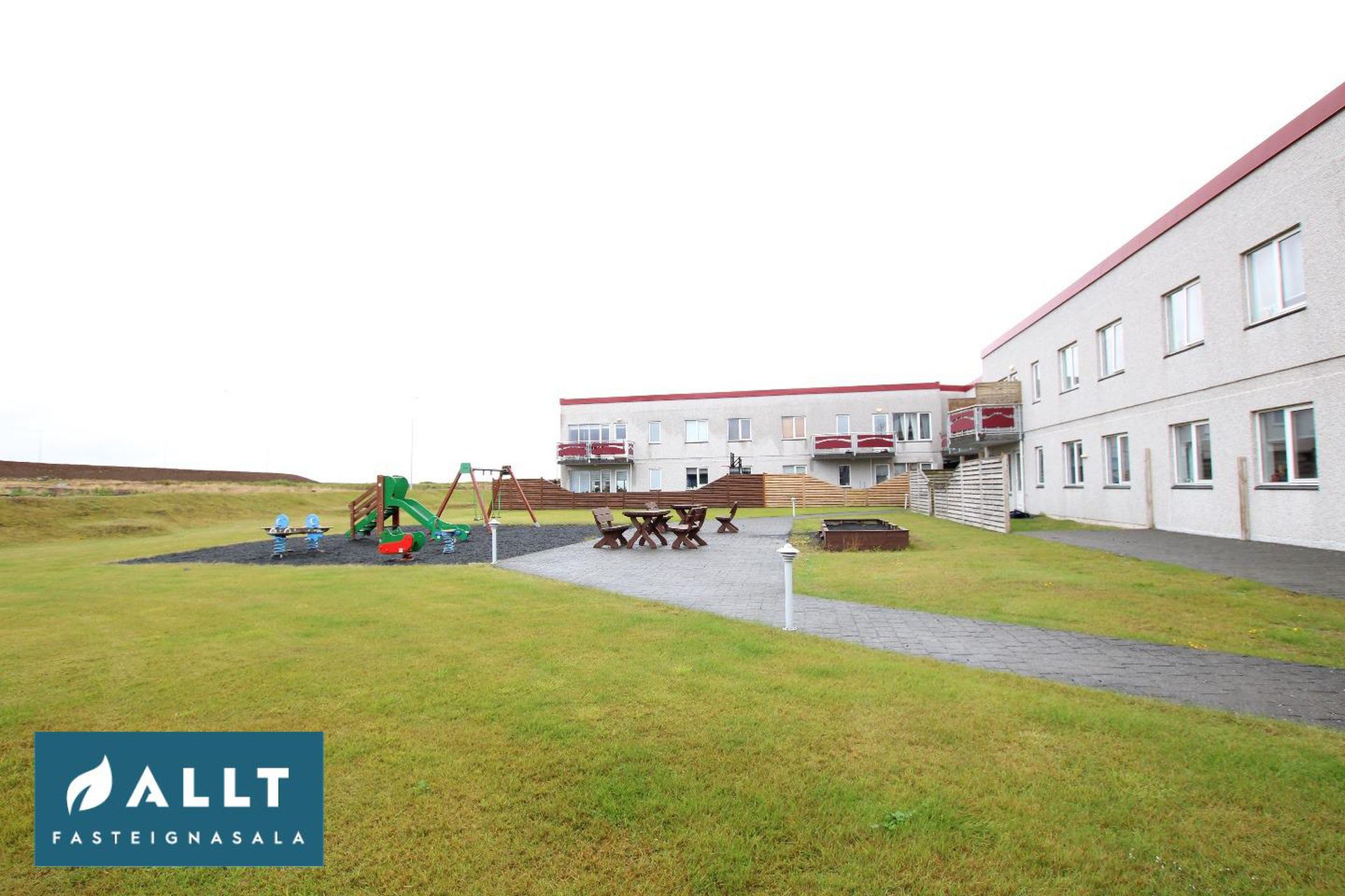Engjadalur 2, 260 Reykjanesbær