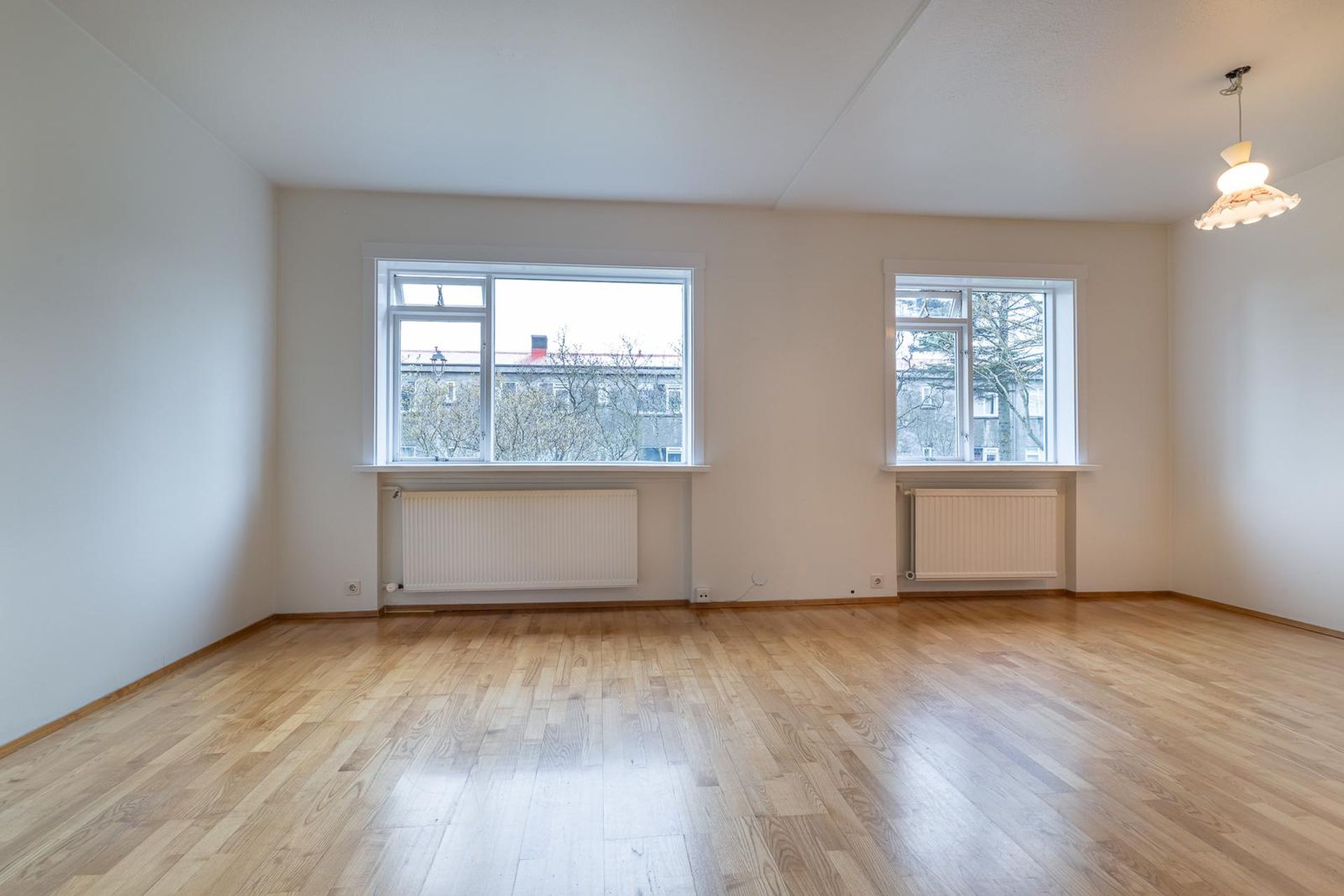 Brávallagata 46, 101 Reykjavík