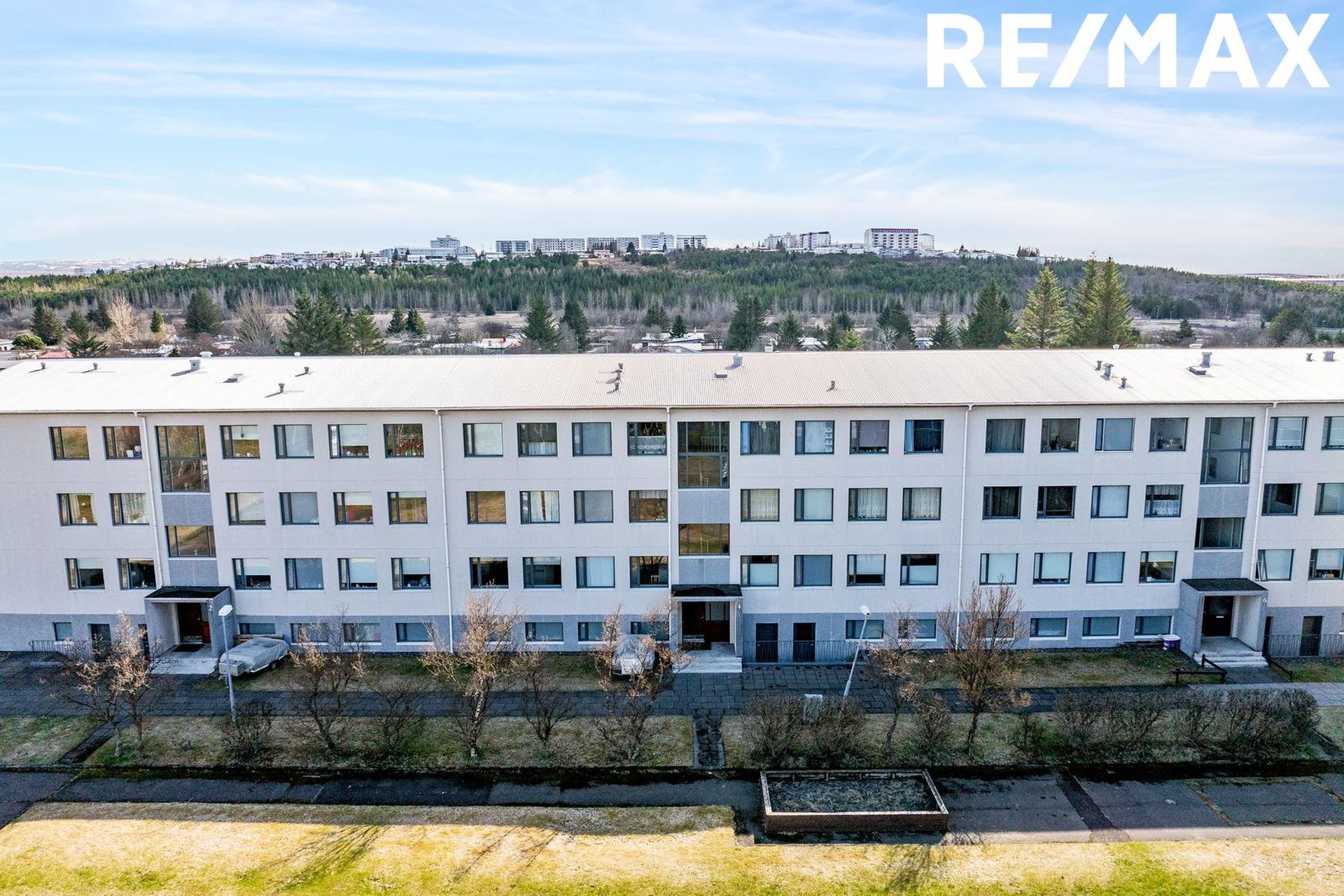 Hraunbær 4, 110 Reykjavík
