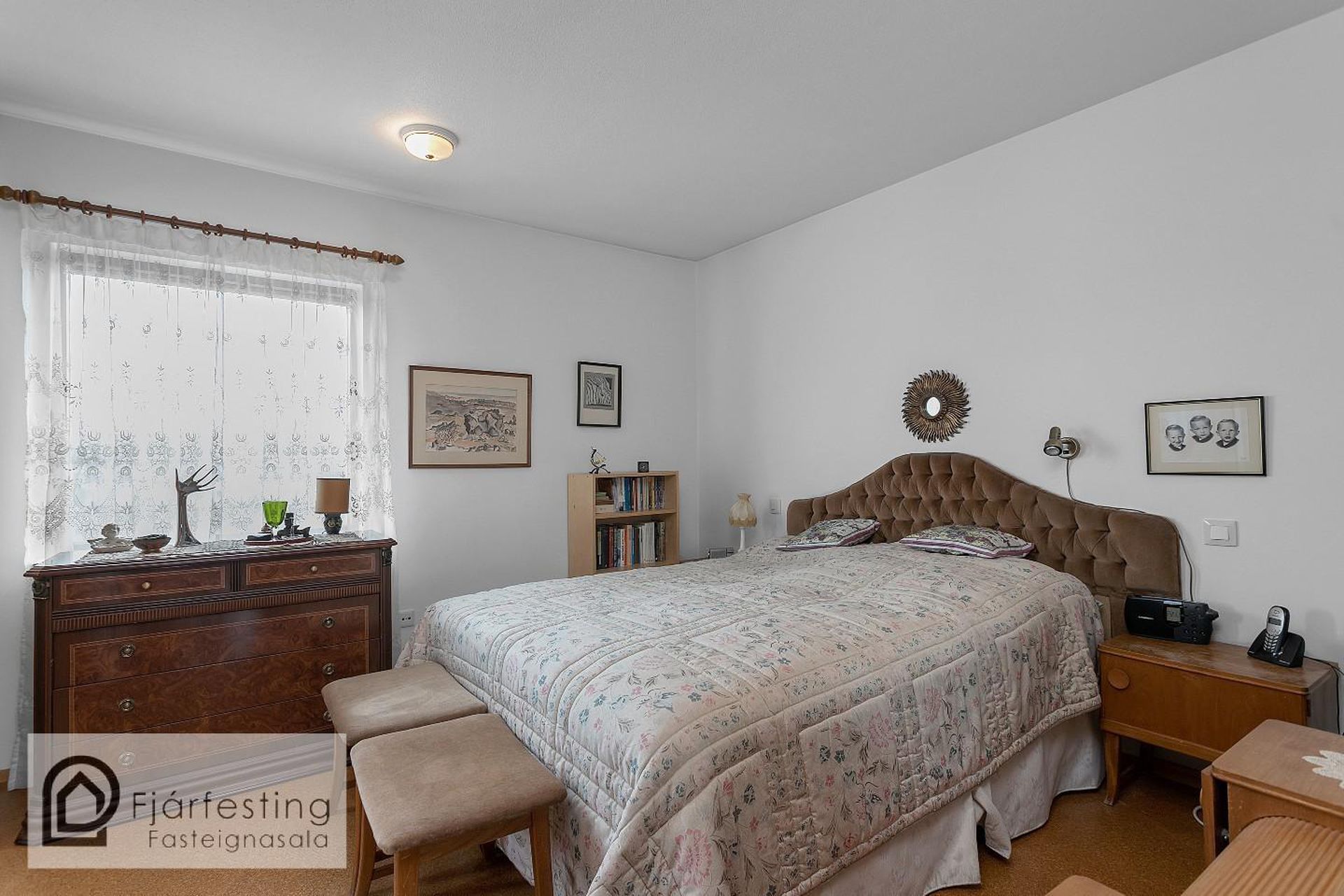 Hvassaleiti 56, 103 Reykjavík