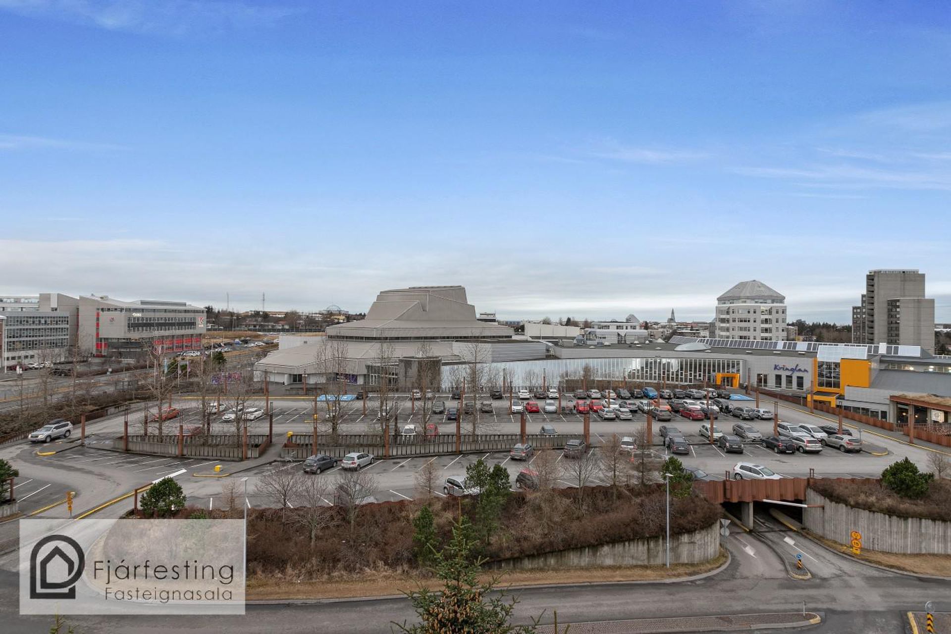 Hvassaleiti 56, 103 Reykjavík