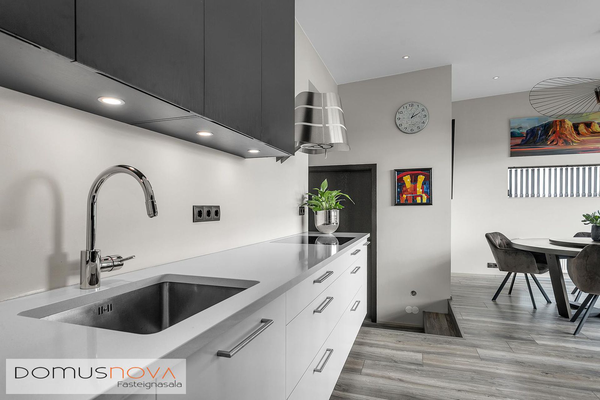 Lautarvegur 16, 103 Reykjavík