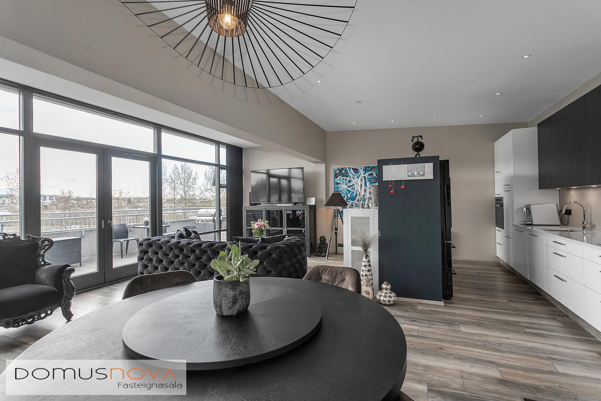 Lautarvegur 16, 103 Reykjavík