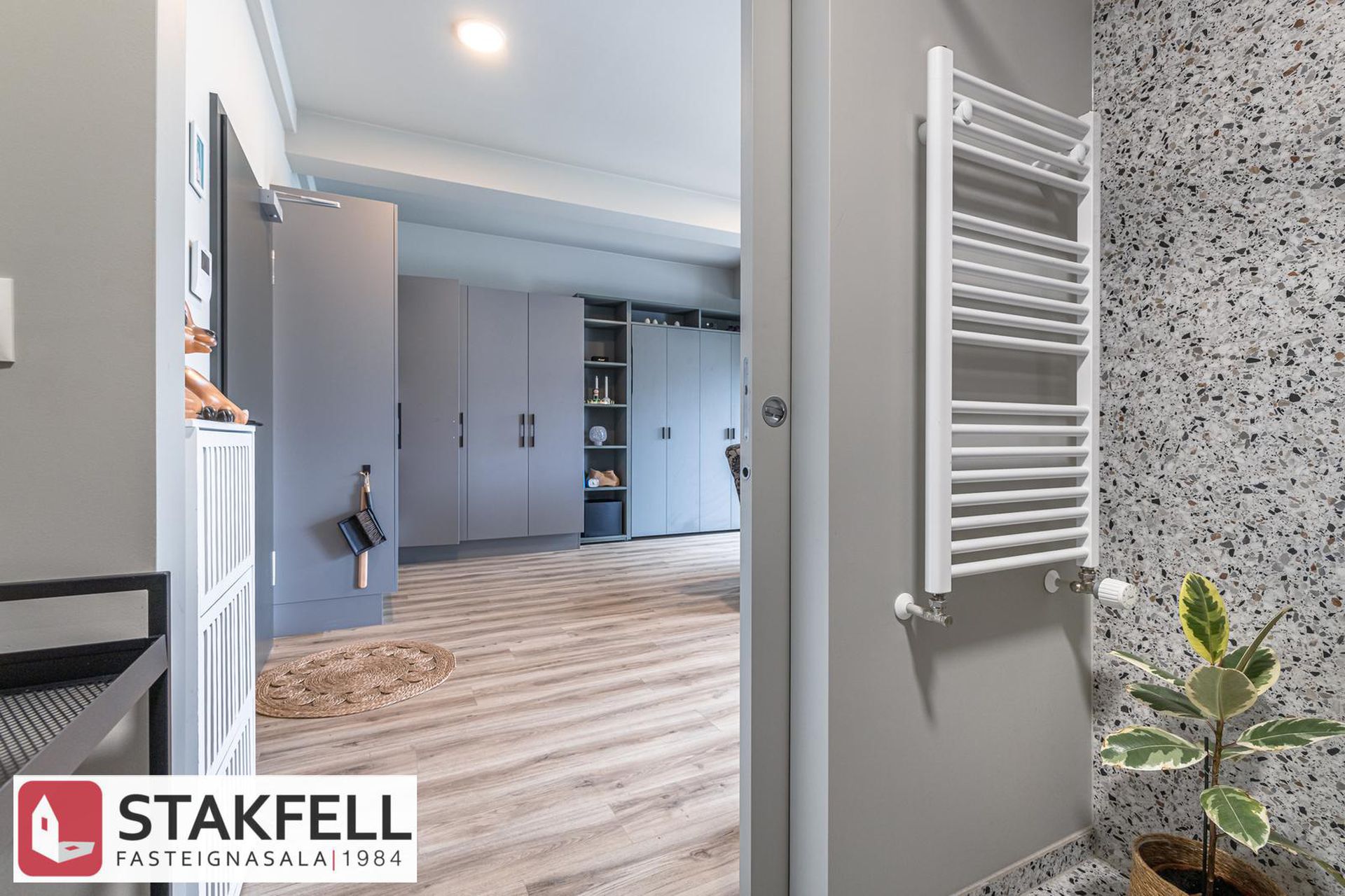 Brautarholt 18, 105 Reykjavík