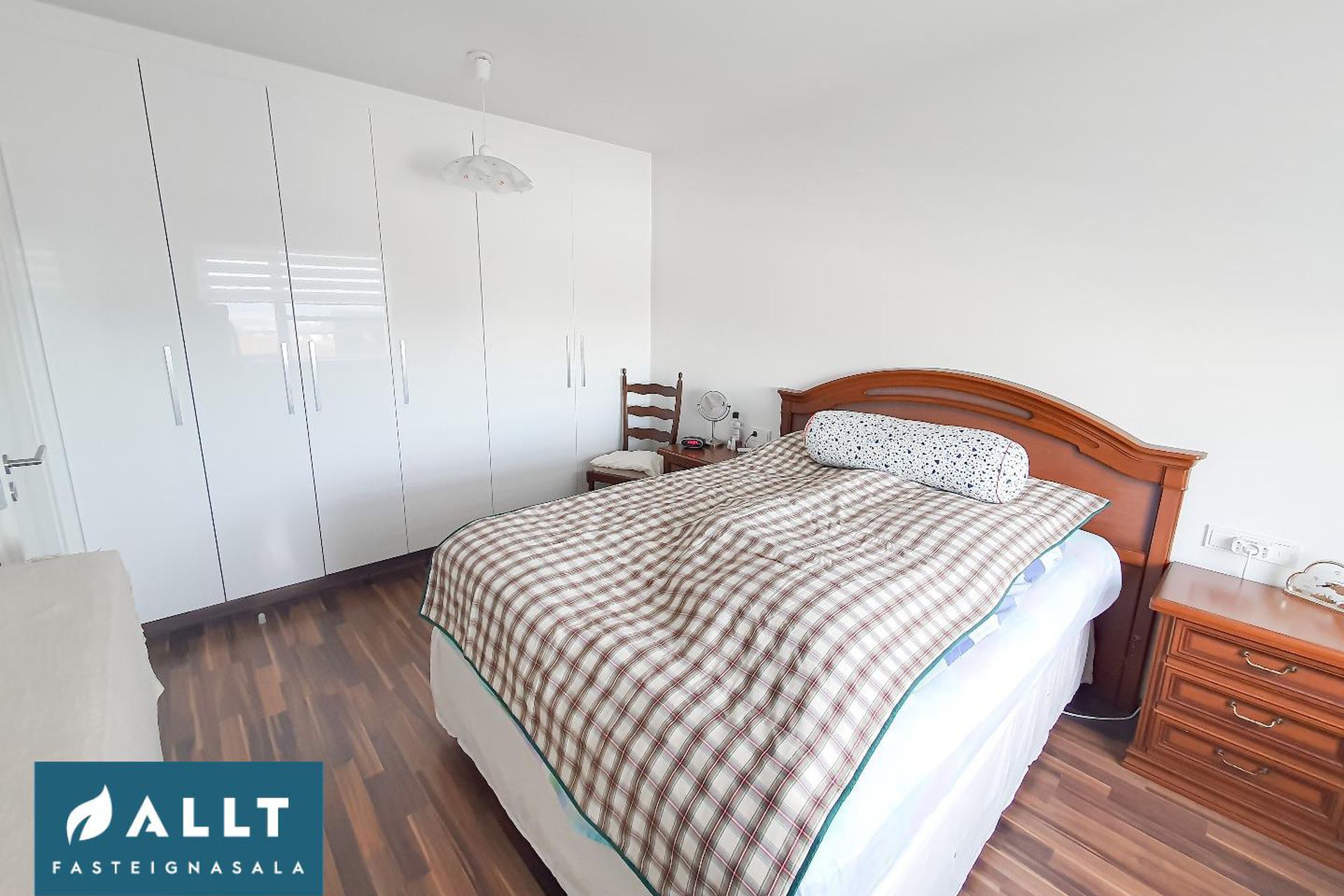 Bjarkardalur 33 - 0303, 260 Reykjanesbær