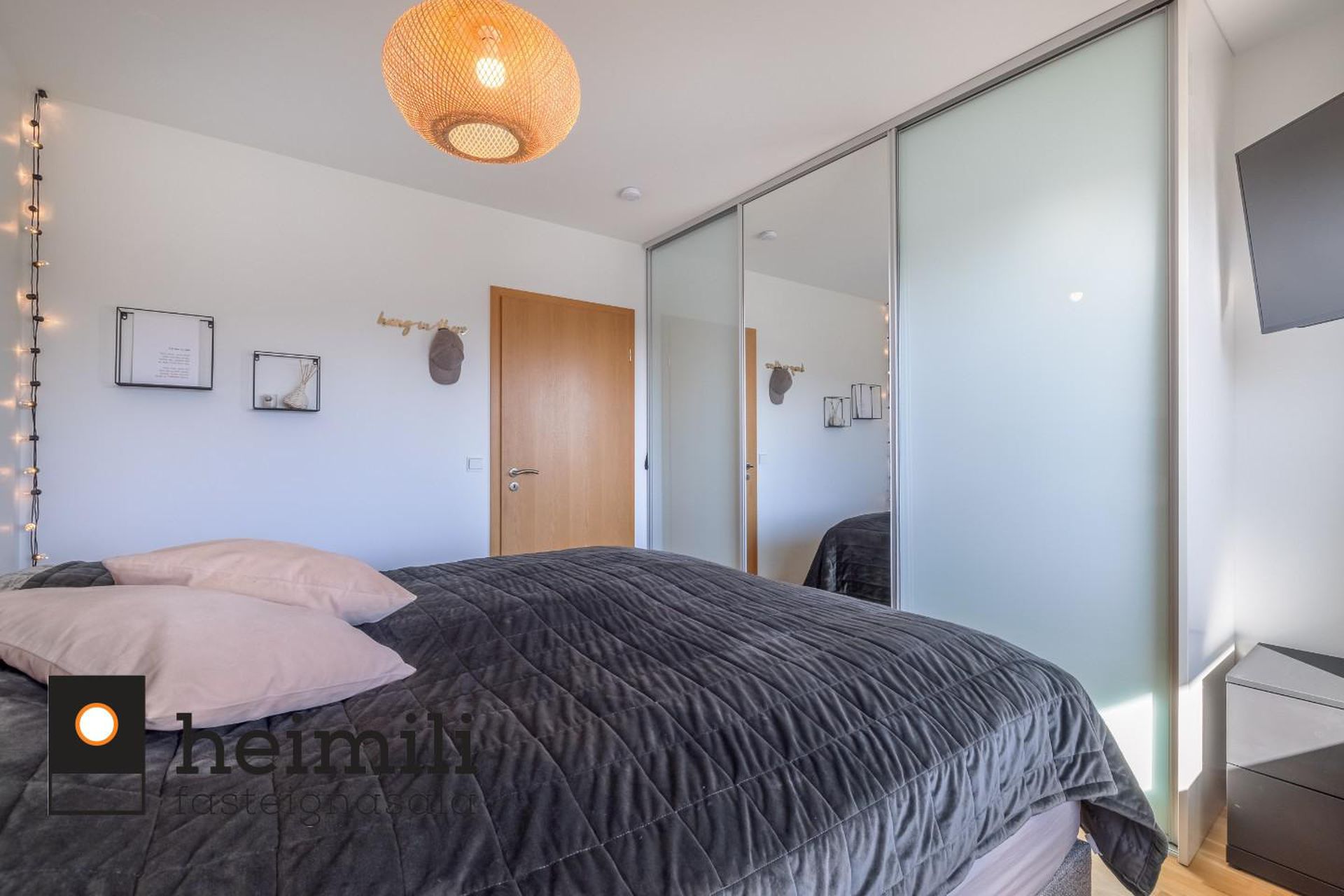 Fálkagata 19, 107 Reykjavík