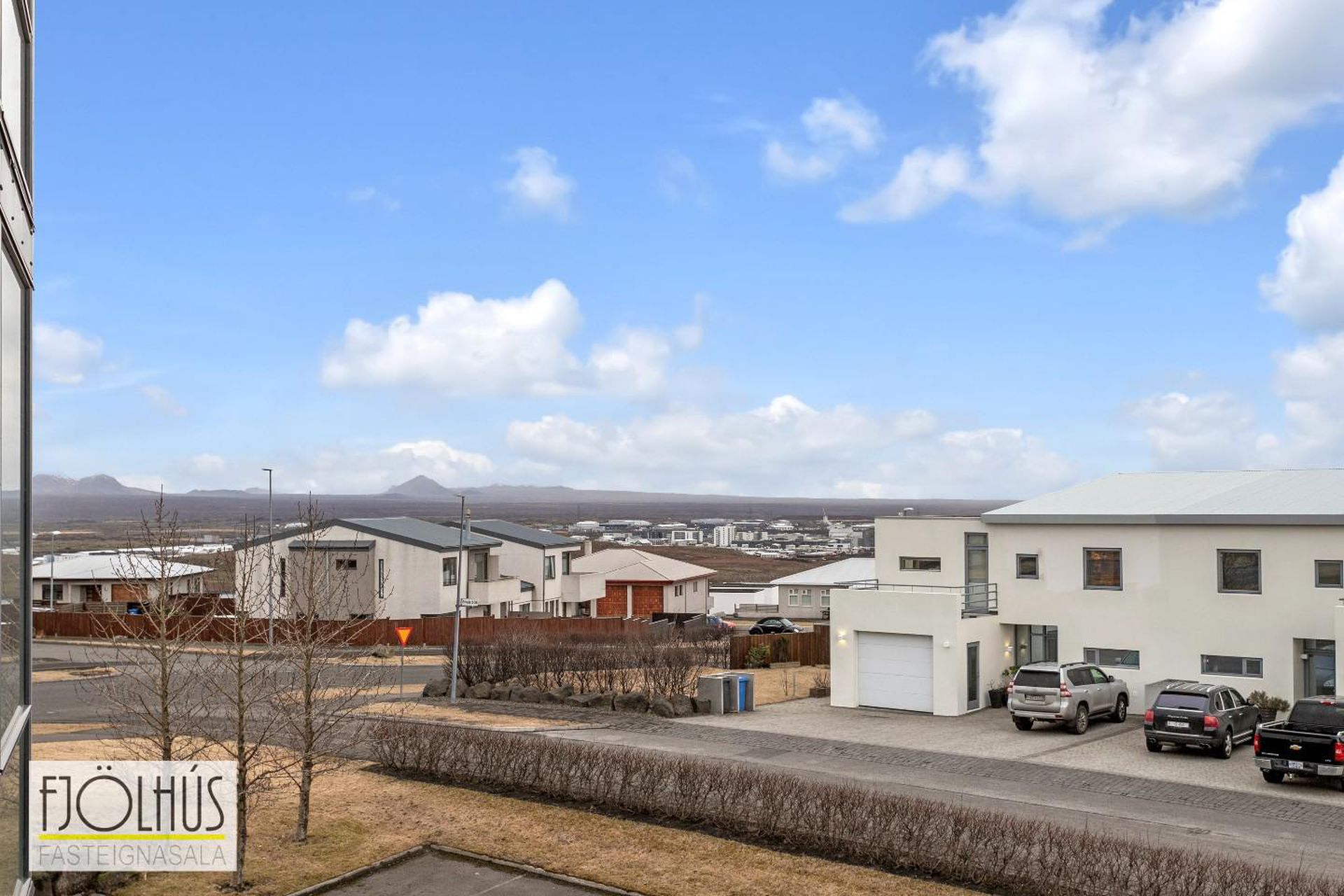 Erluás 2, 221 Hafnarfjörður