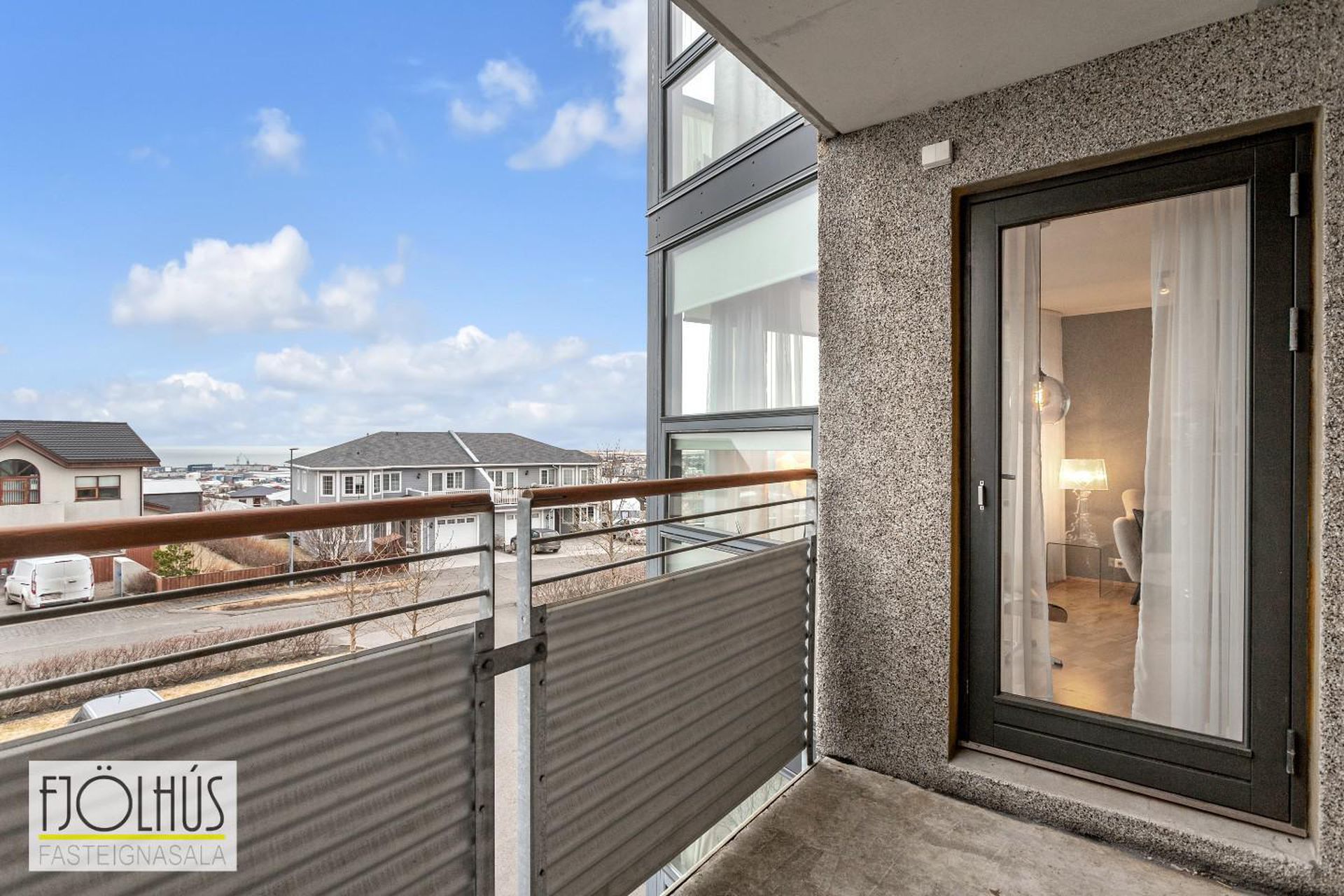 Erluás 2, 221 Hafnarfjörður