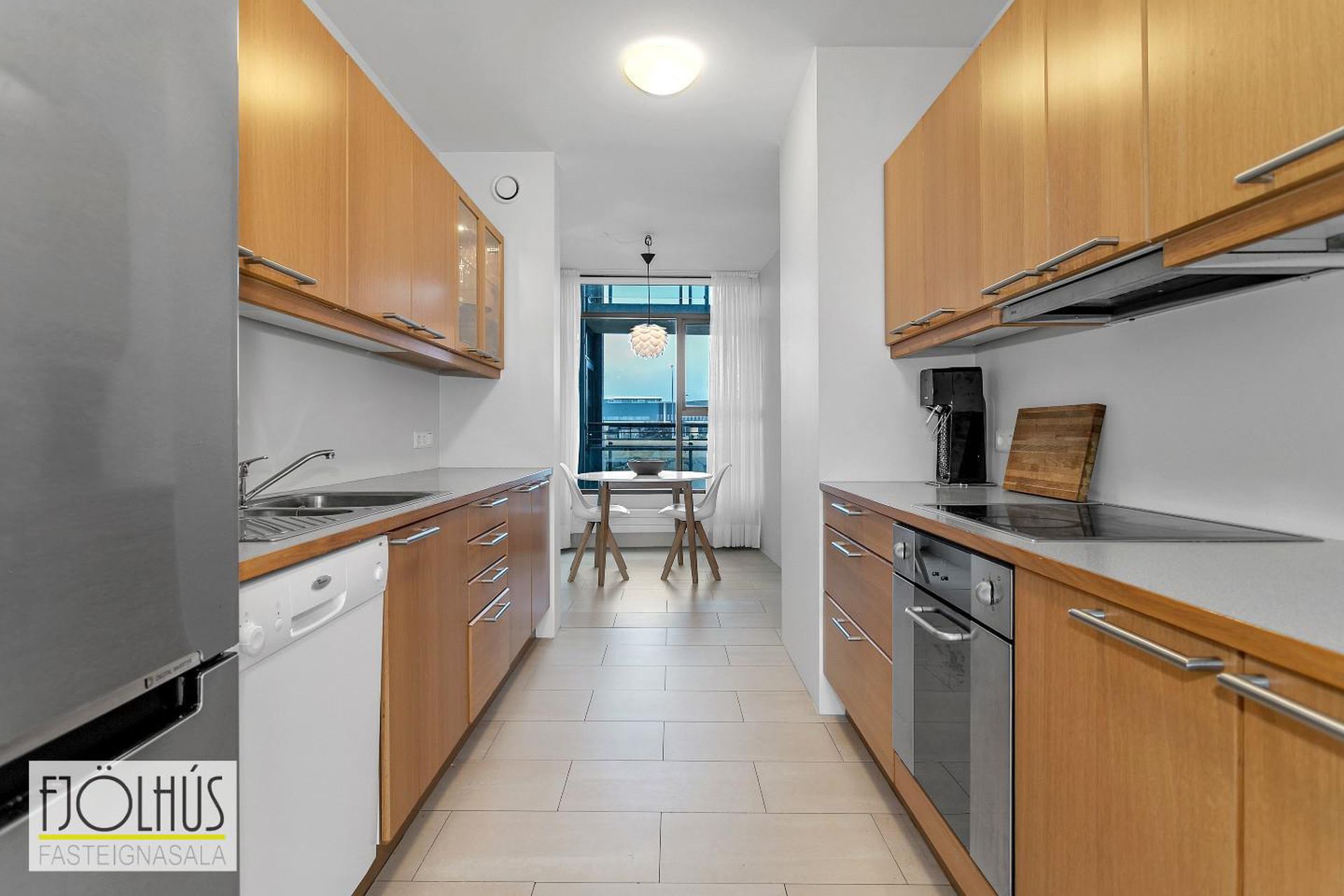 Erluás 2, 221 Hafnarfjörður