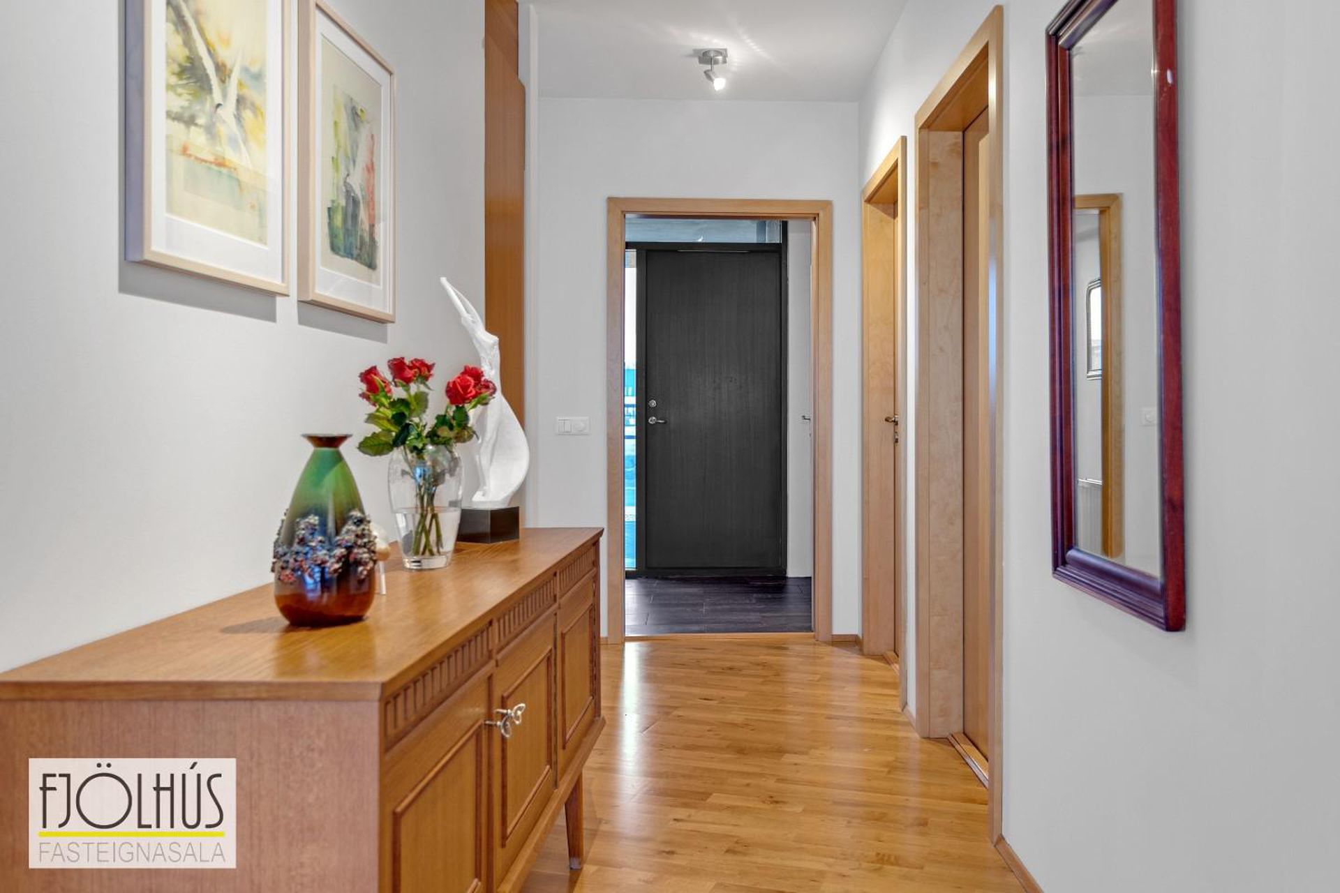 Erluás 2, 221 Hafnarfjörður