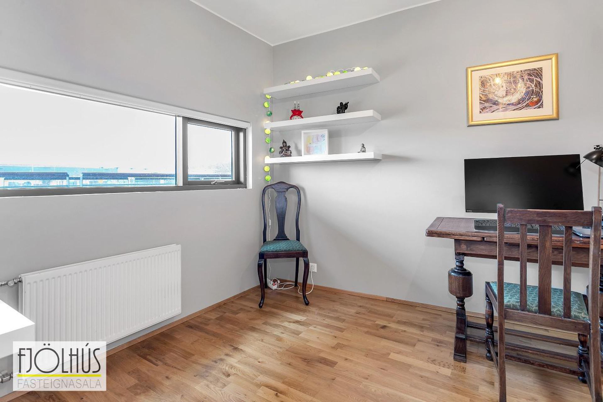 Erluás 2, 221 Hafnarfjörður