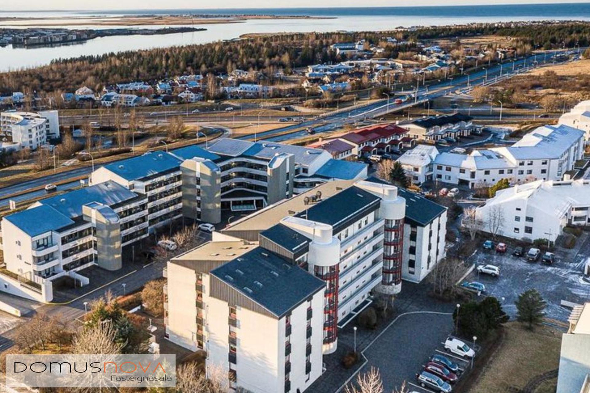 Efstaleiti 12, 103 Reykjavík