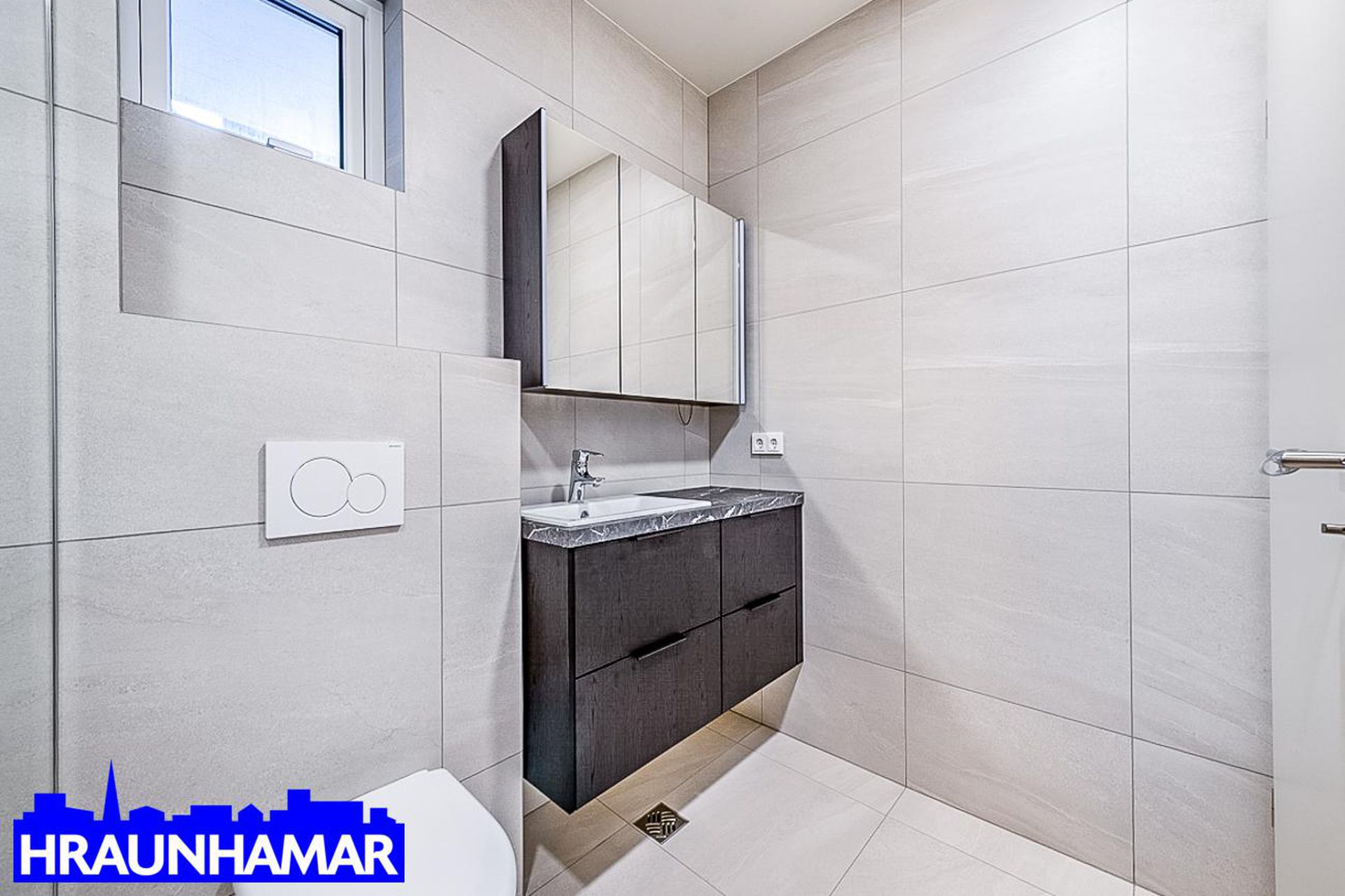 Hringhamar 1, 221 Hafnarfjörður