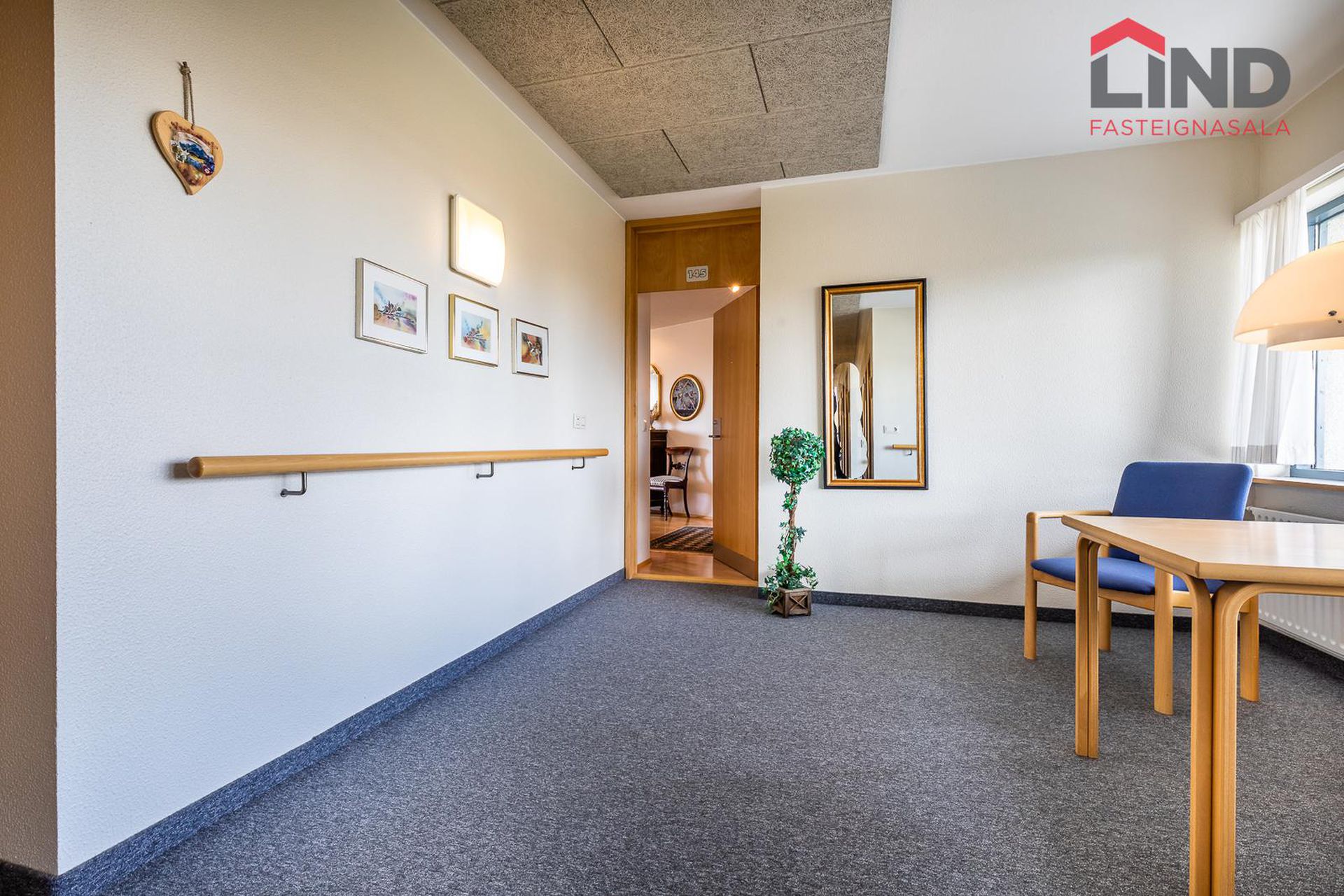 Hvassaleiti 56, 103 Reykjavík