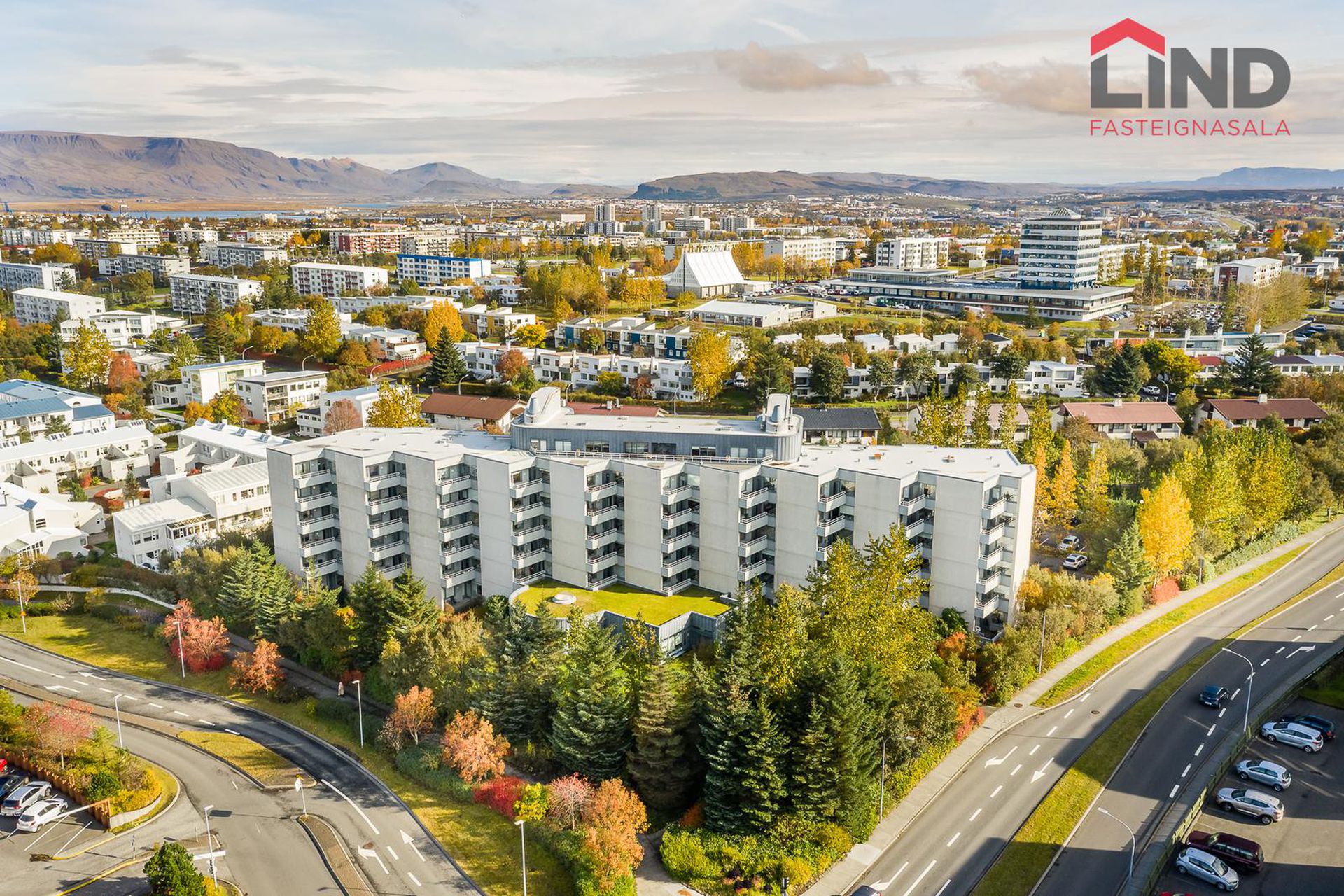 Hvassaleiti 56, 103 Reykjavík