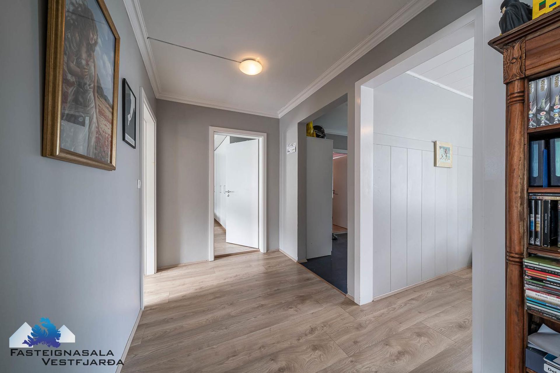 Hafnarstræti 14, 400 Ísafjarðarbær