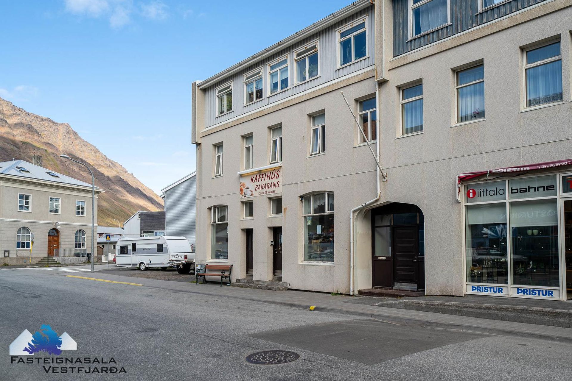 Hafnarstræti 14, 400 Ísafjarðarbær