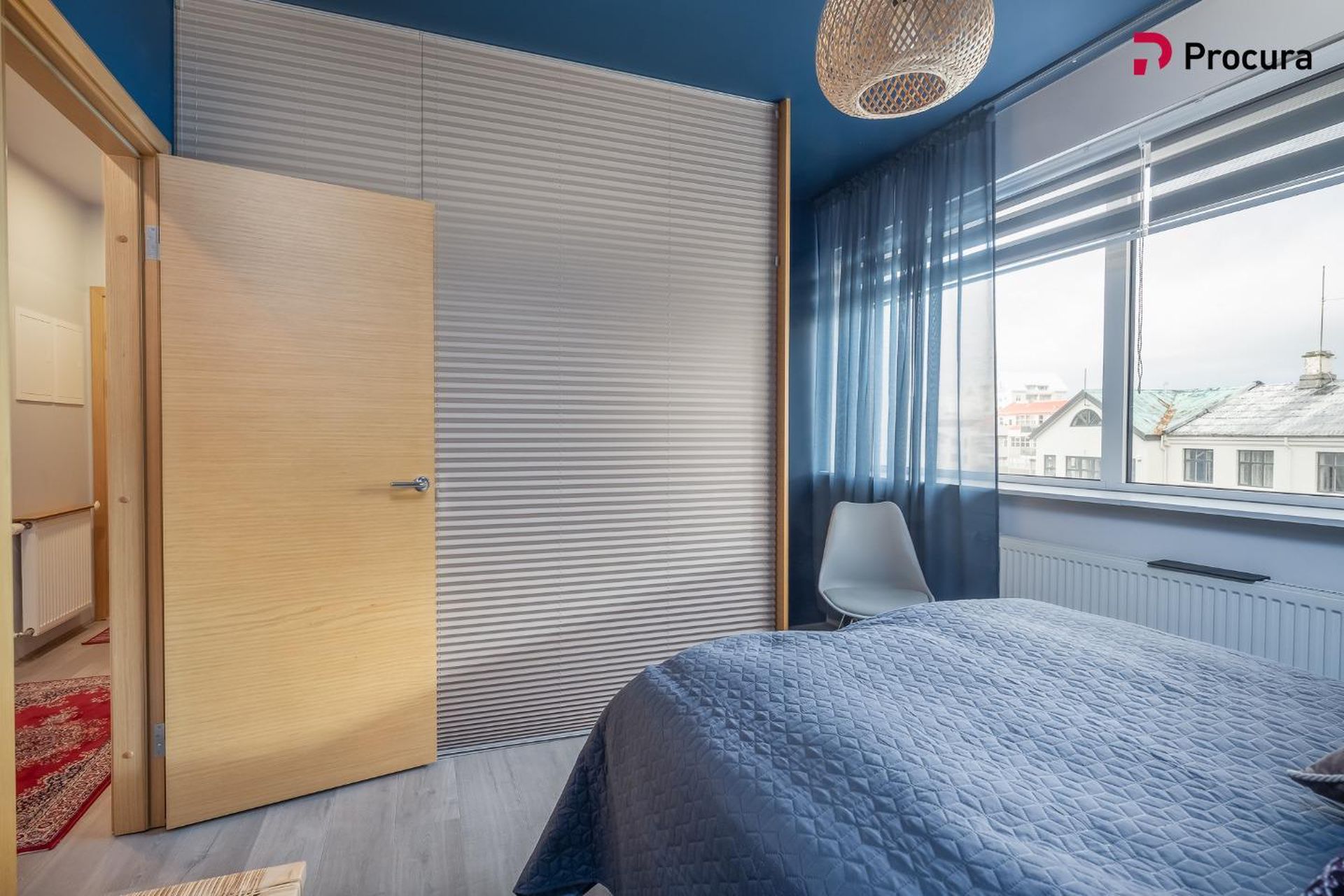 Laugavegur 103, 105 Reykjavík