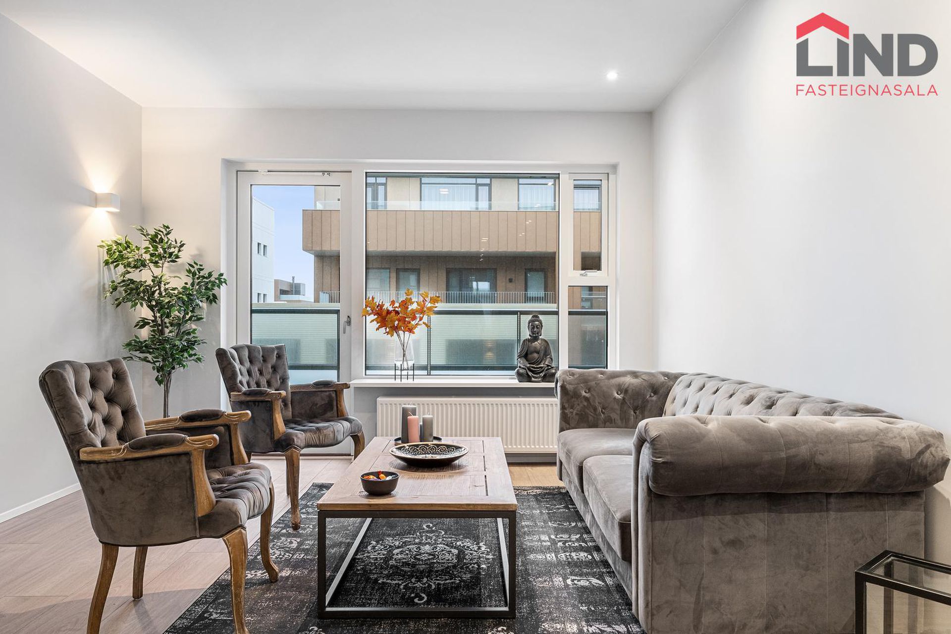 Smyrilshlíð 14, 102 Reykjavík