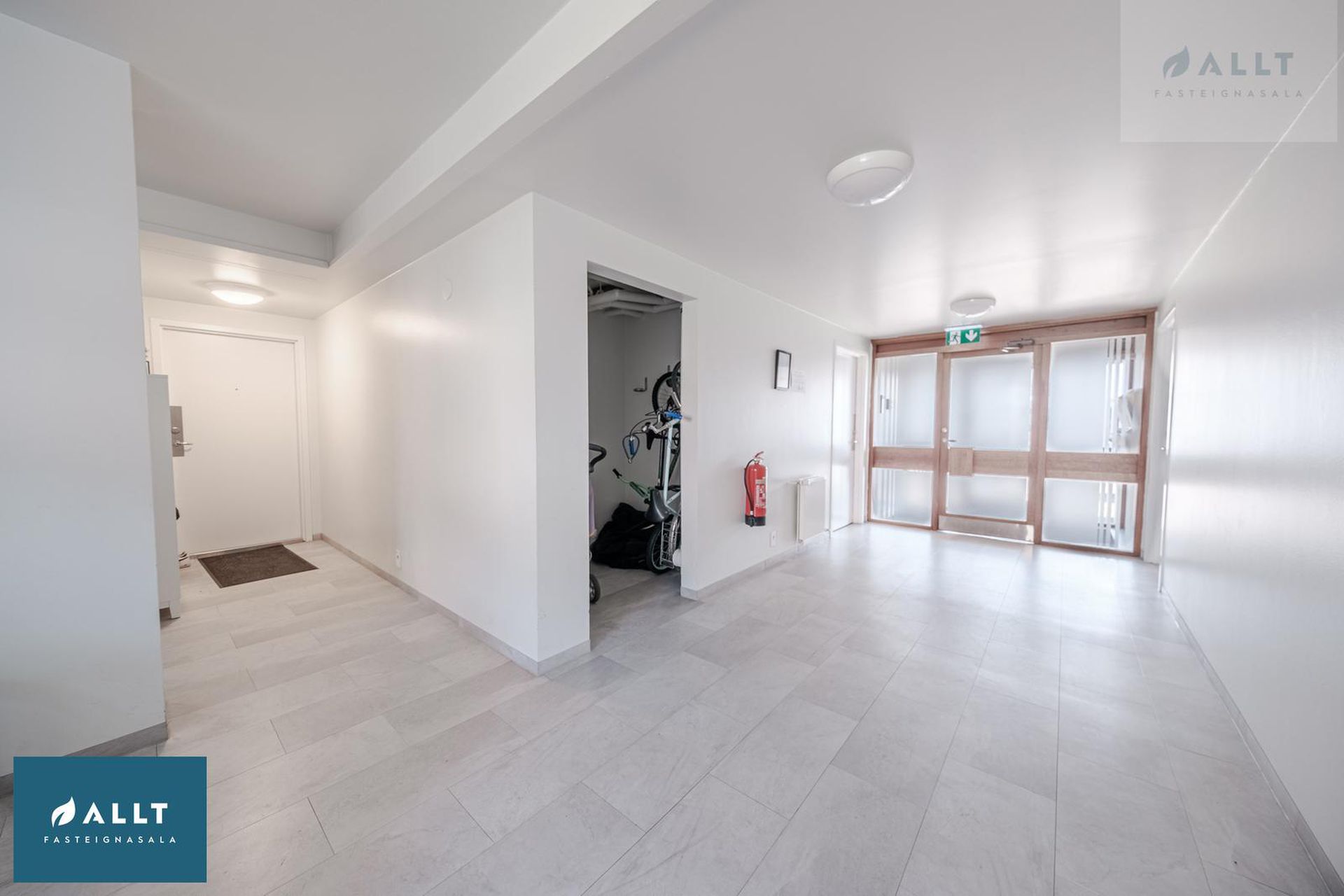 Skógarbraut 921, 262 Reykjanesbær