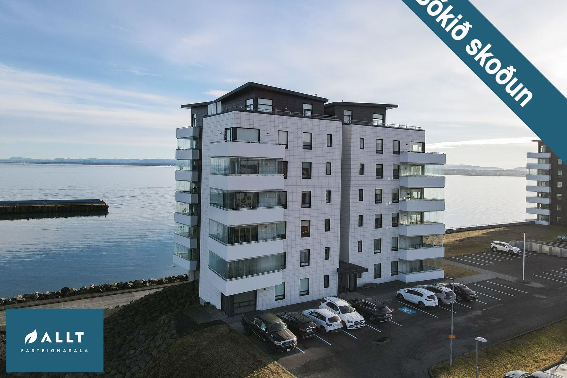 Pósthússtræti 1, 230 Reykjanesbær