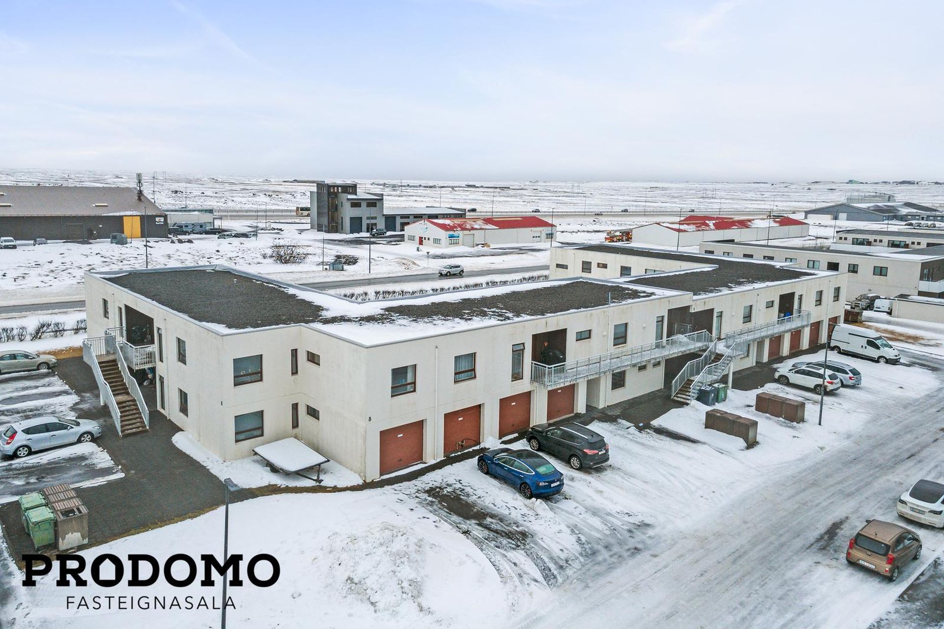 Tjarnabakki 8, 260 Reykjanesbær