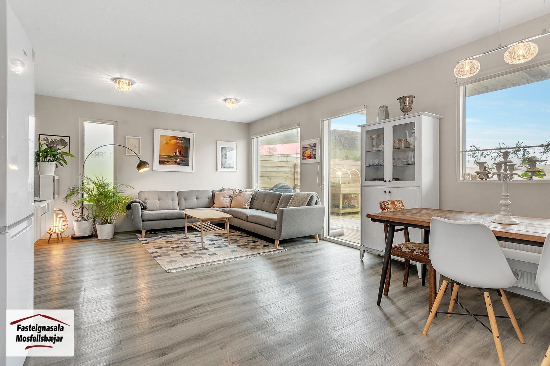 Klapparhlíð 24, 270 Mosfellsbær