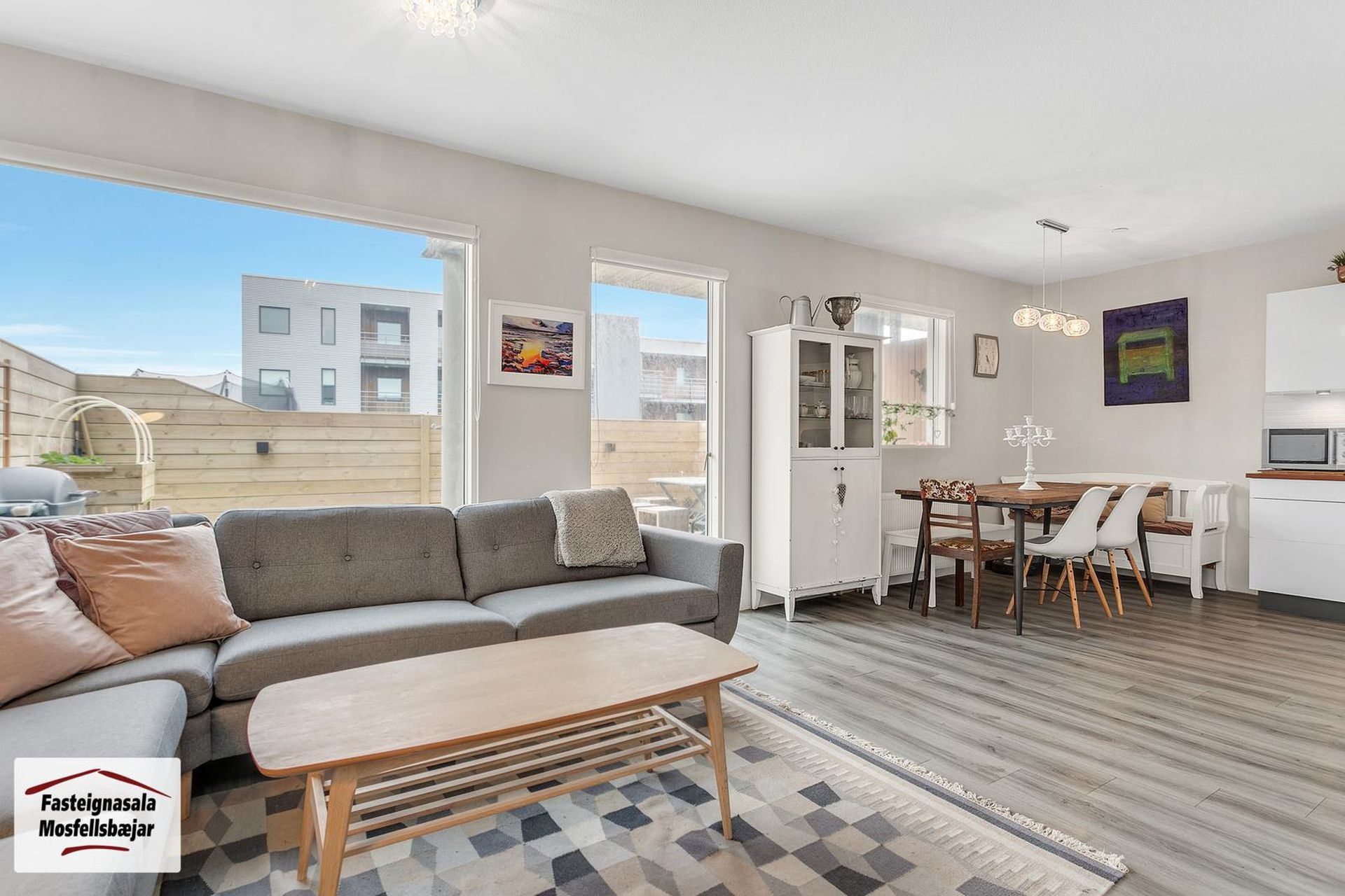 Klapparhlíð 24, 270 Mosfellsbær