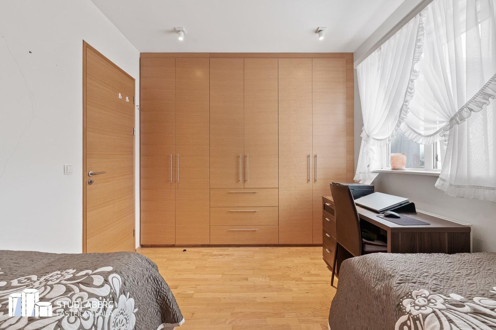 Krossmói 5, 260 Reykjanesbær