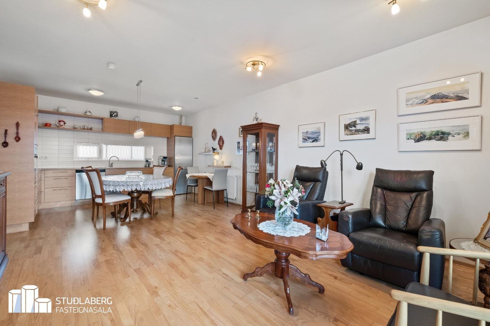 Krossmói 5, 260 Reykjanesbær