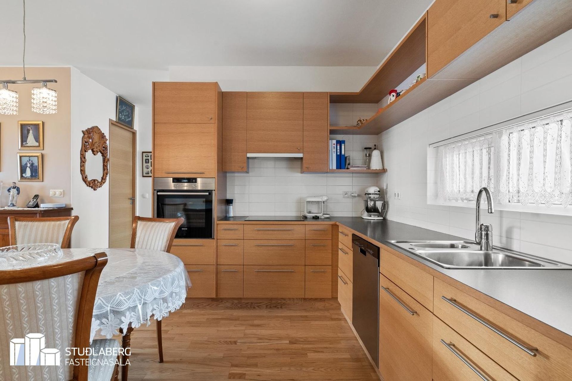 Krossmói 5, 260 Reykjanesbær