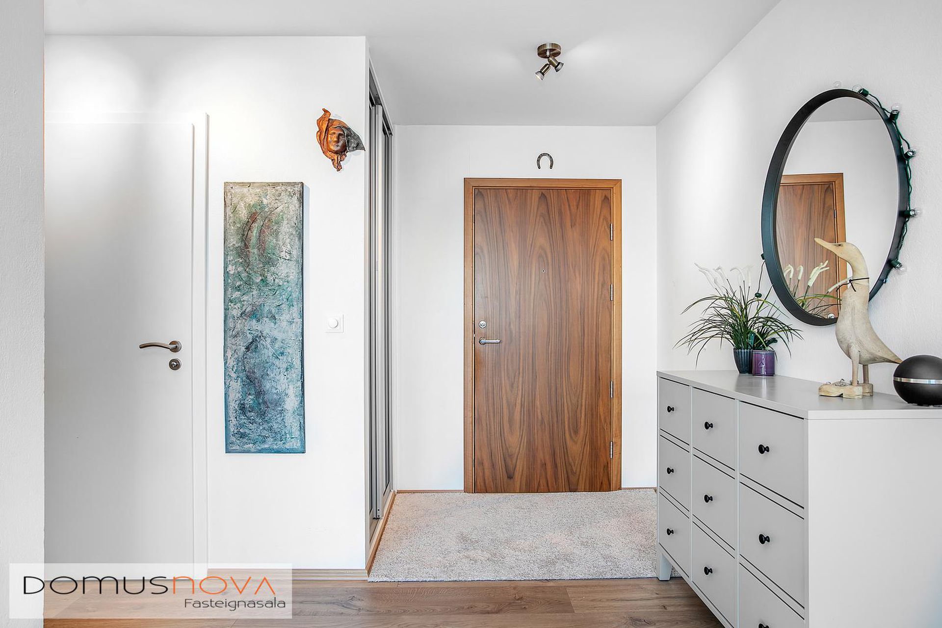 Asparfell 8, 111 Reykjavík