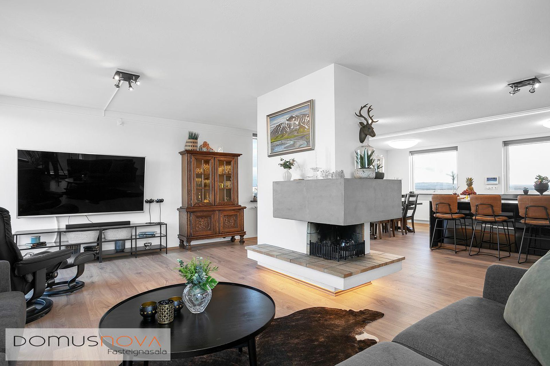Asparfell 8, 111 Reykjavík
