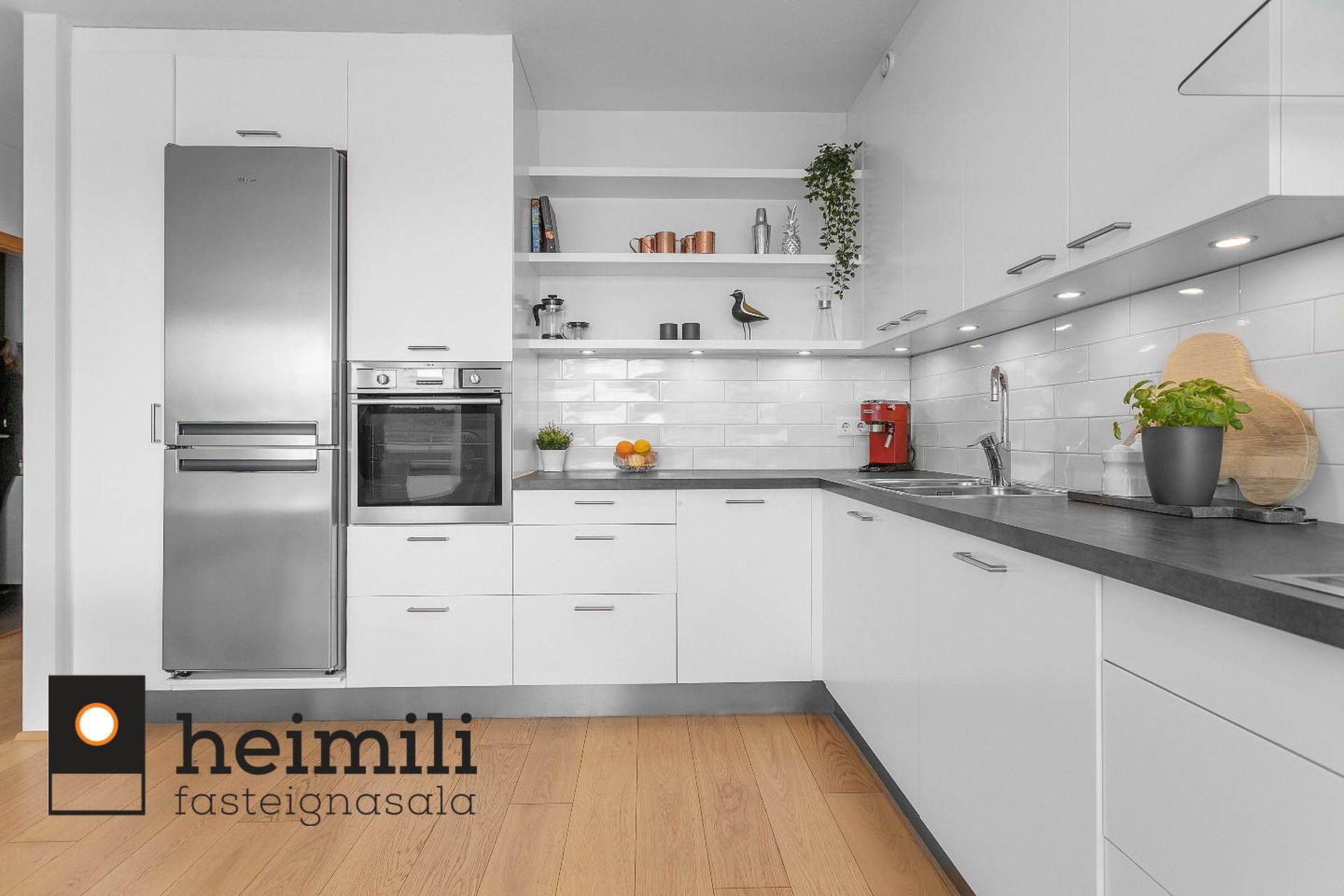 Naustavör 10, 200 Kópavogur