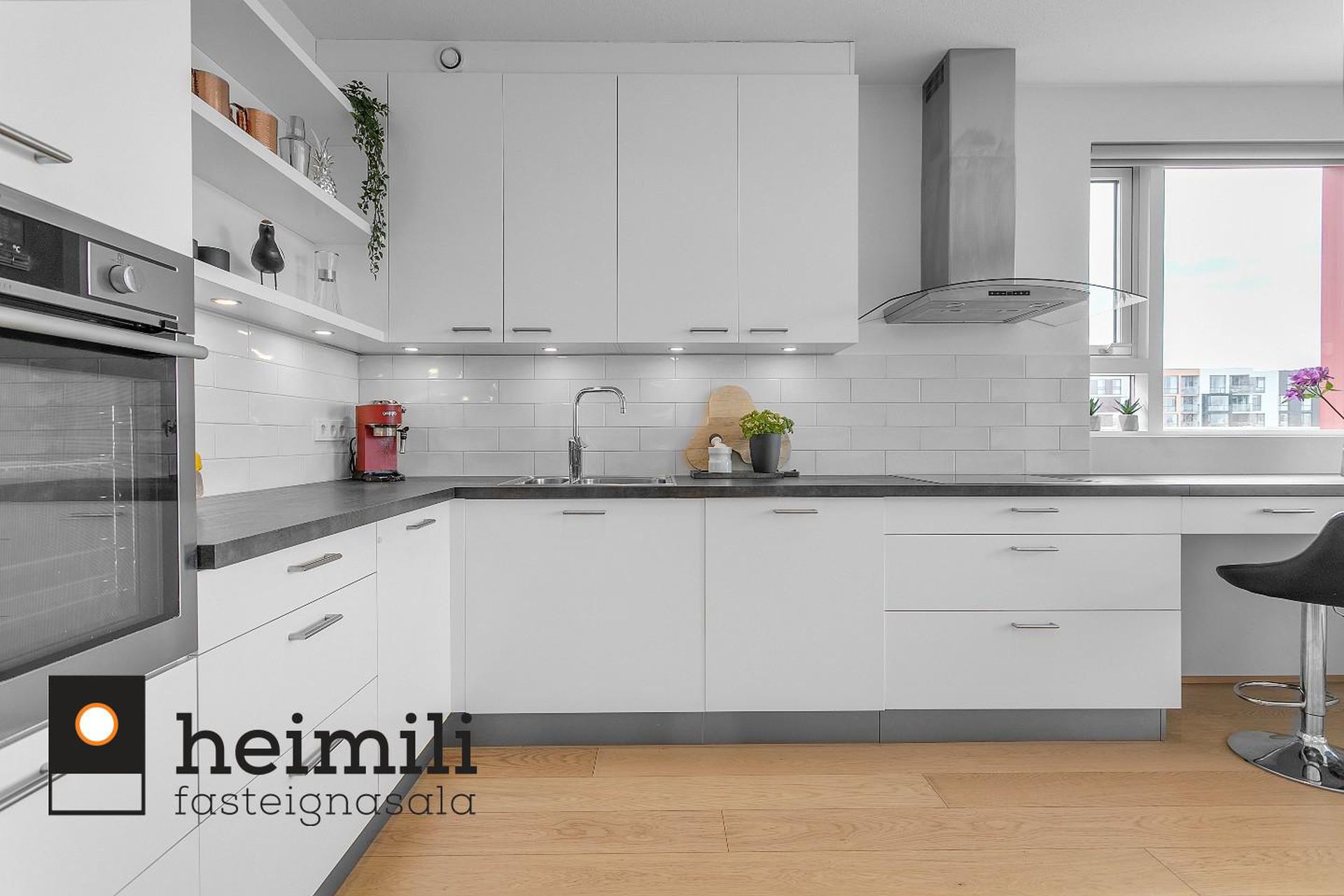 Naustavör 10, 200 Kópavogur