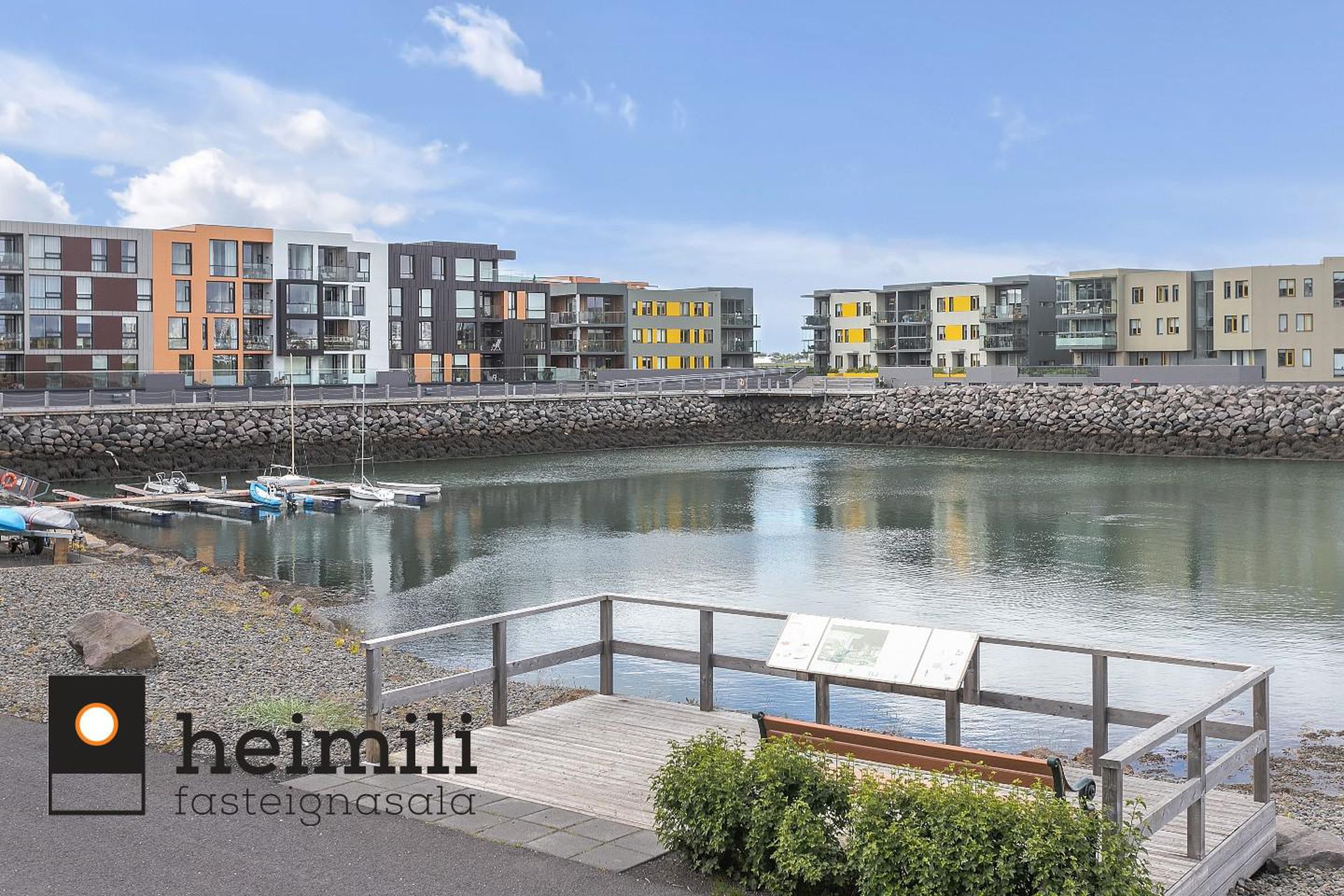 Naustavör 10, 200 Kópavogur