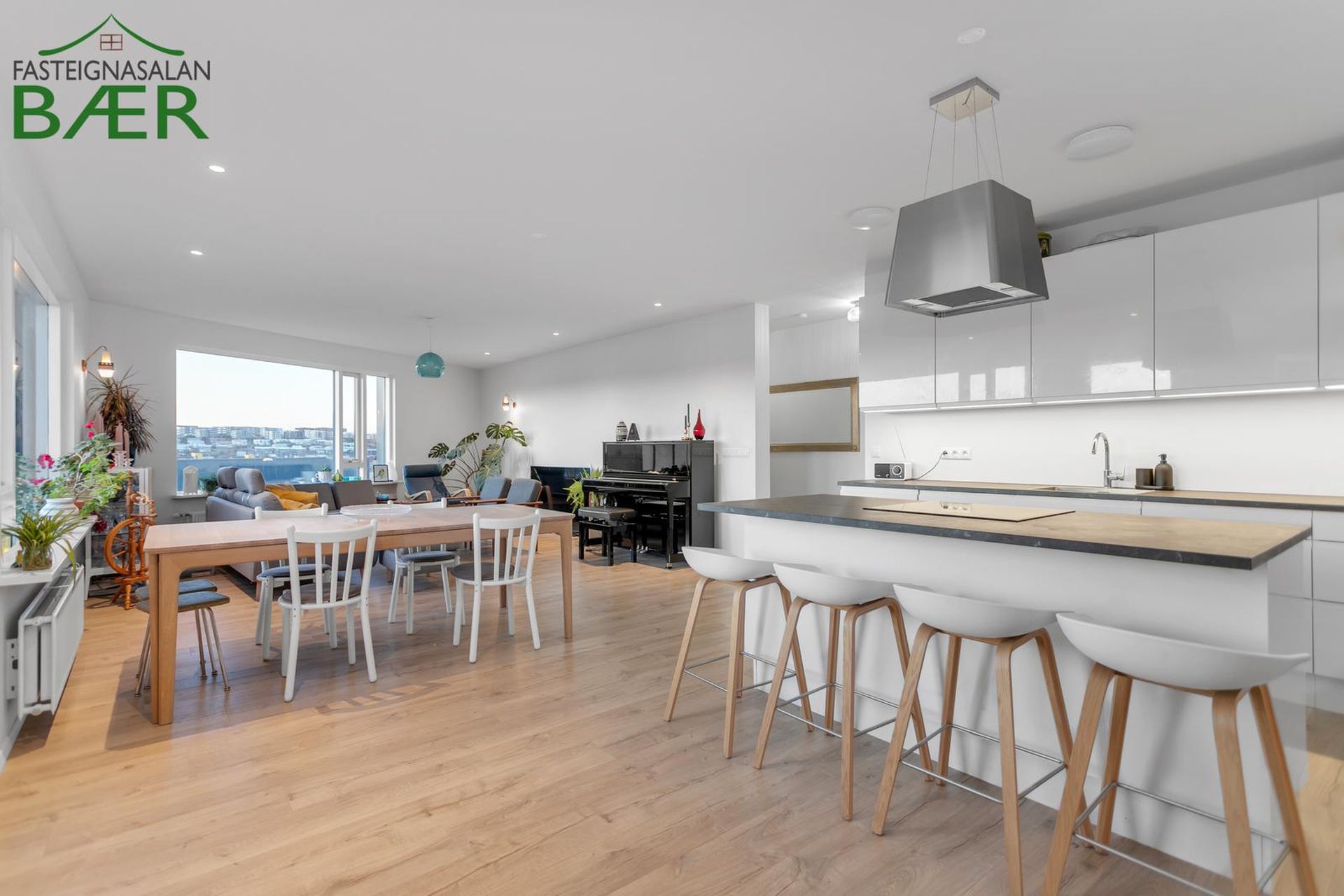 Lofnarbrunnur 1, 113 Reykjavík