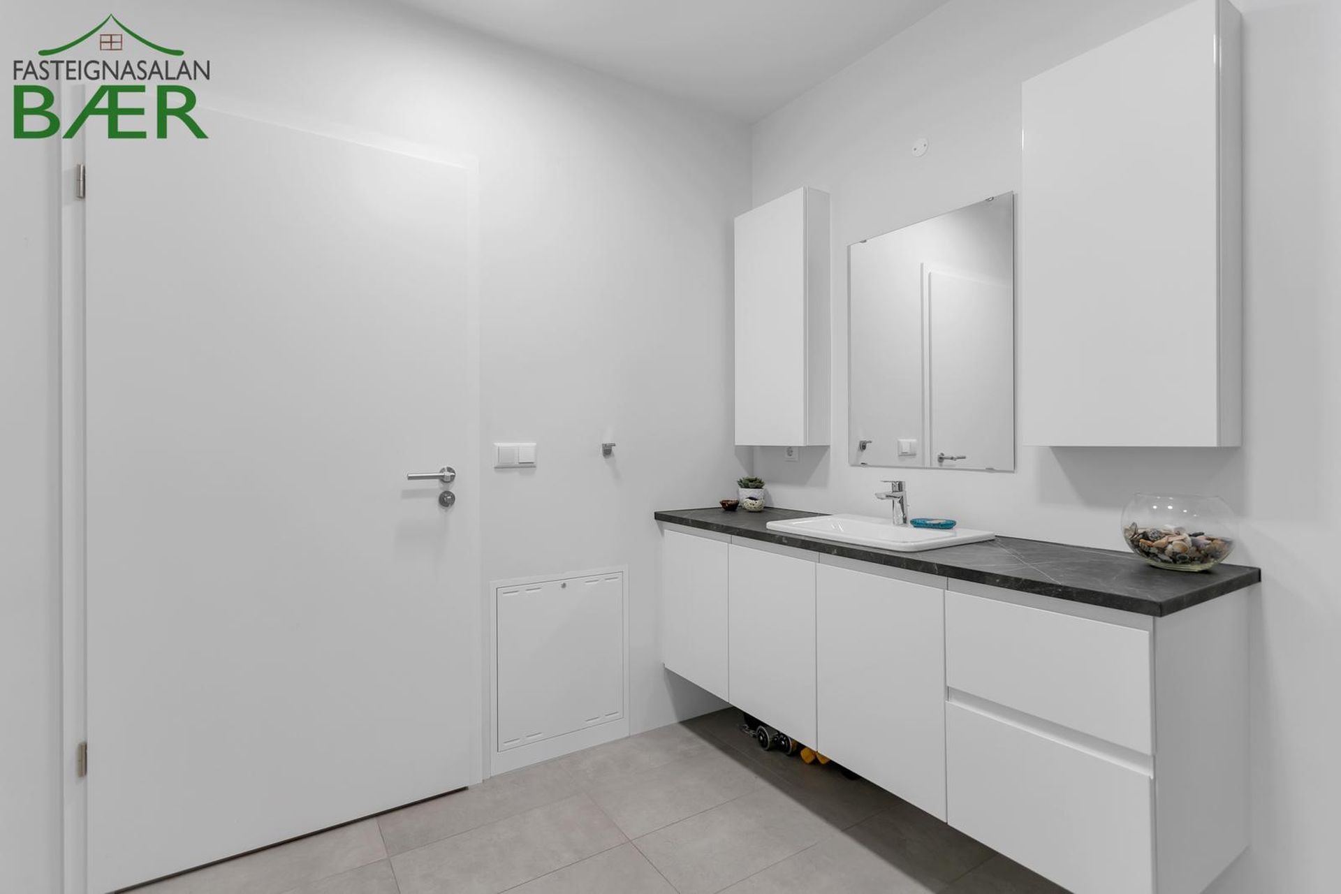 Lofnarbrunnur 1, 113 Reykjavík