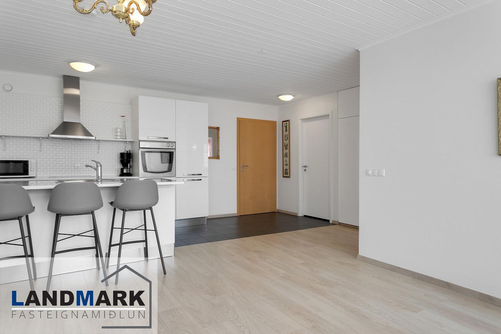 Víkurás 2, 110 Reykjavík