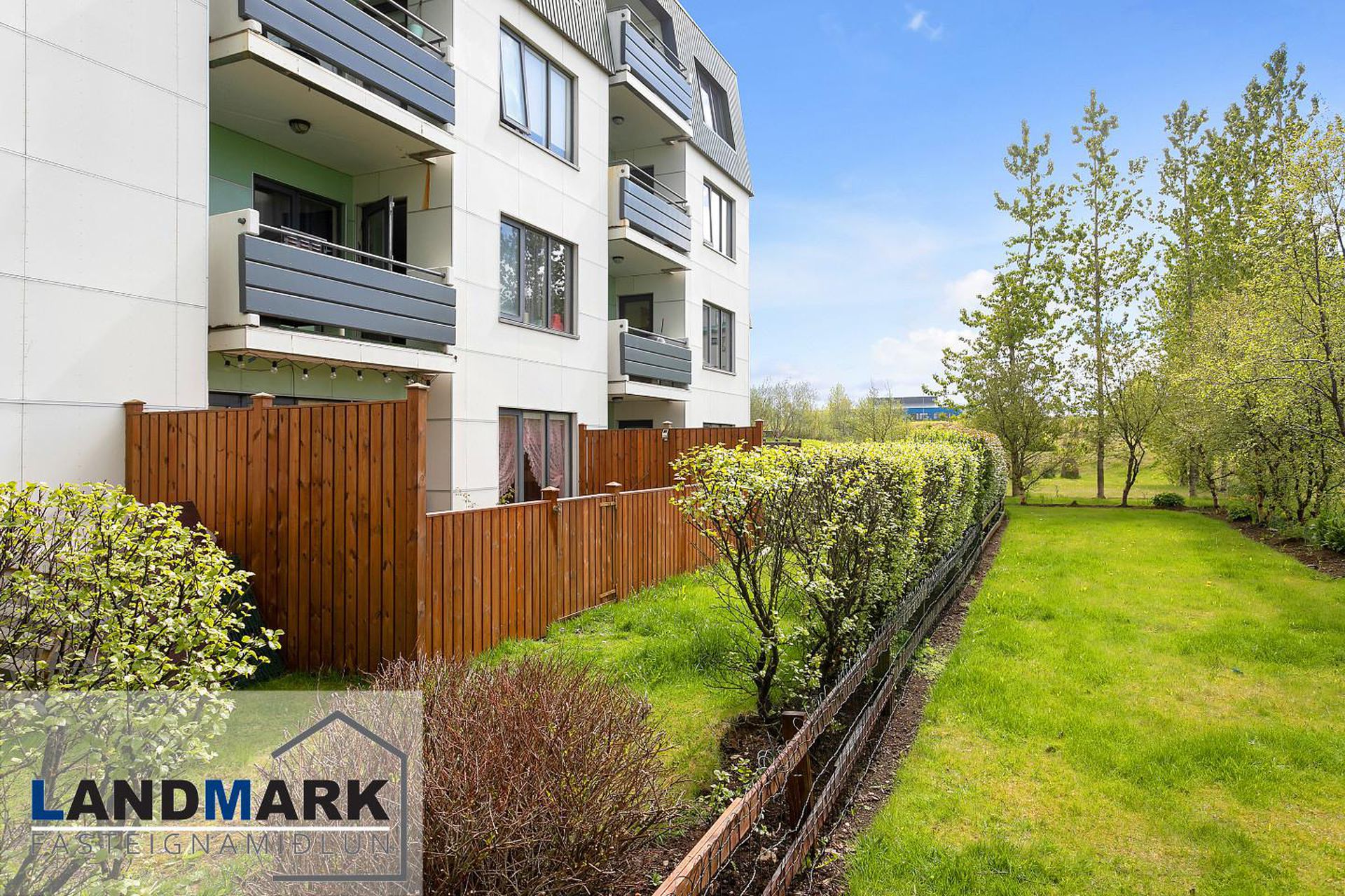 Víkurás 2, 110 Reykjavík