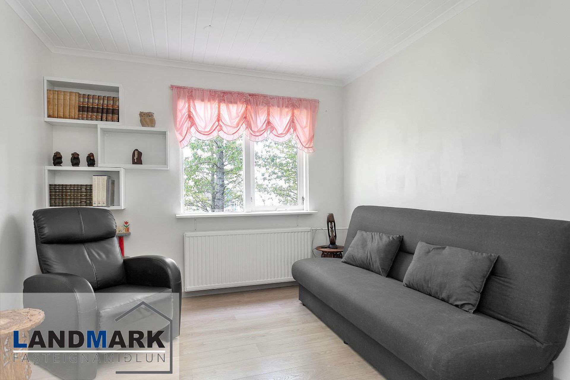 Víkurás 2, 110 Reykjavík