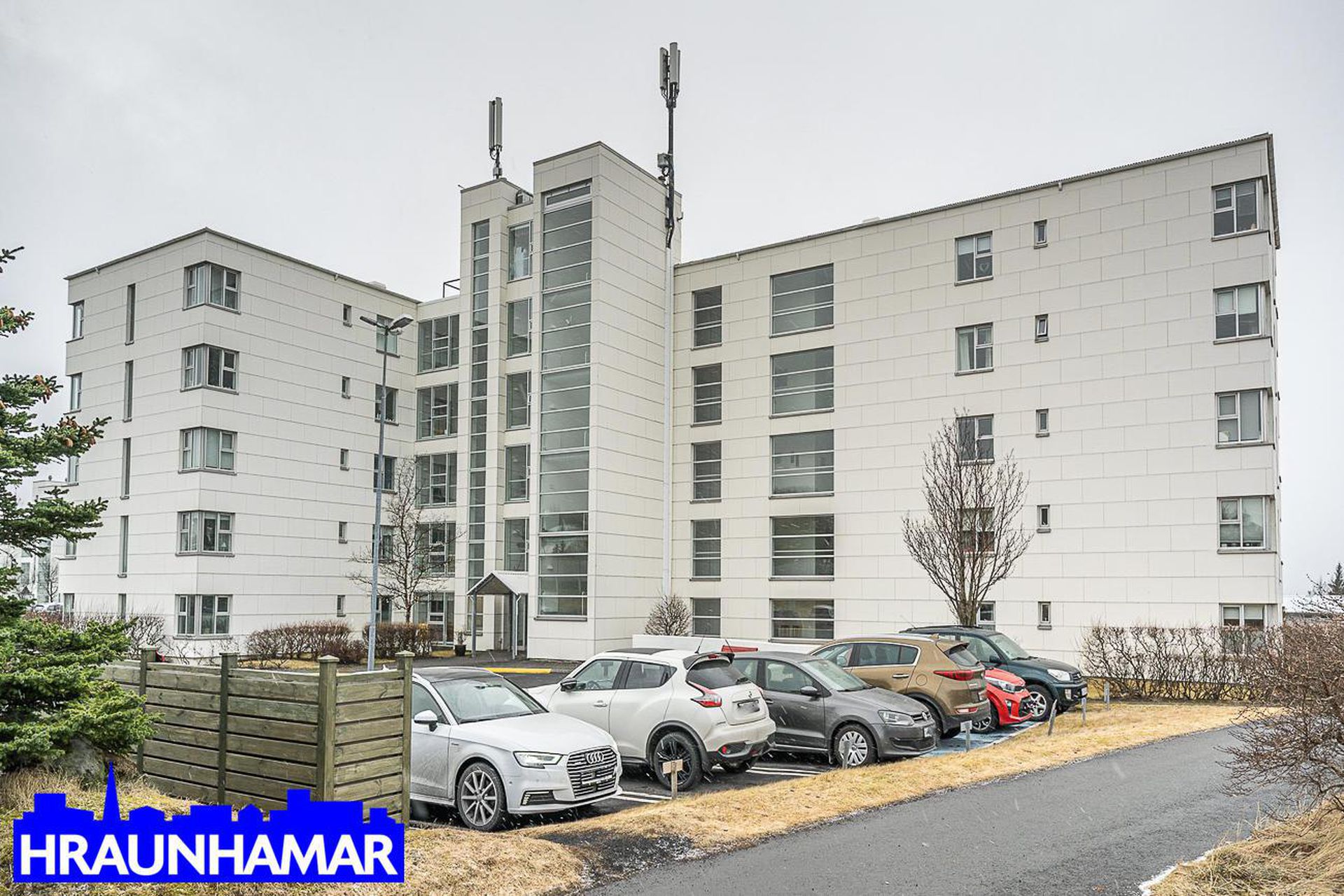 Sólvangsvegur 1, 220 Hafnarfjörður