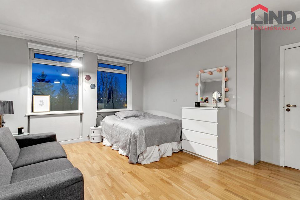 Hjallabrekka 2, 200 Kópavogur